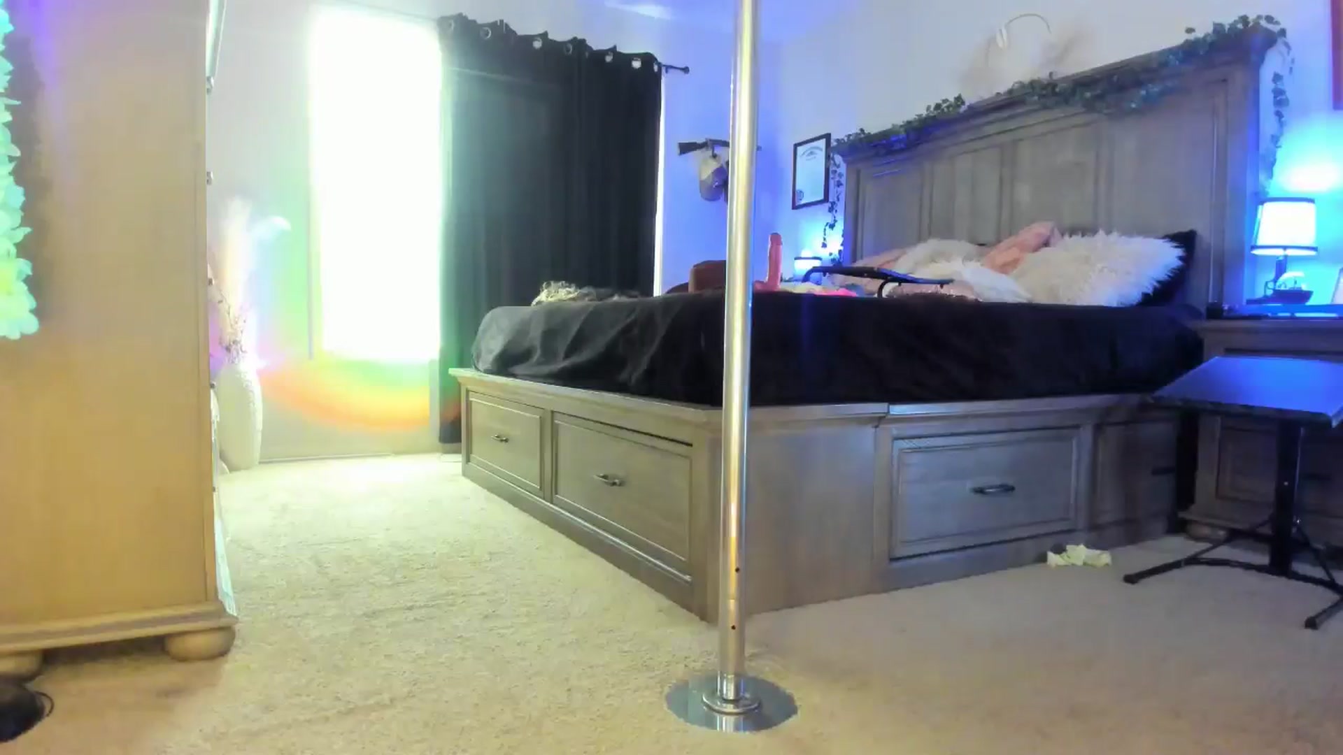 Gallery image thumbnail from TeXxxx's myfreecams stream on, 03/27/2025, 21:10 image 15 of 20