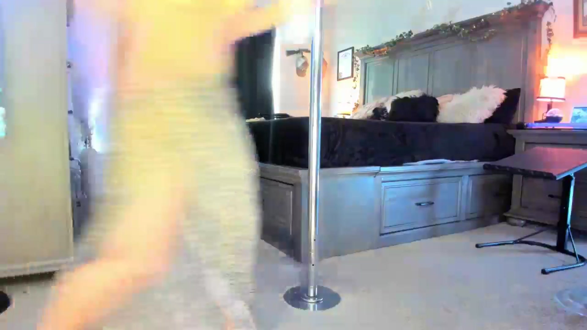 Gallery image thumbnail from TeXxxx's myfreecams stream on, 03/31/2025, 19:17 image 20 of 20