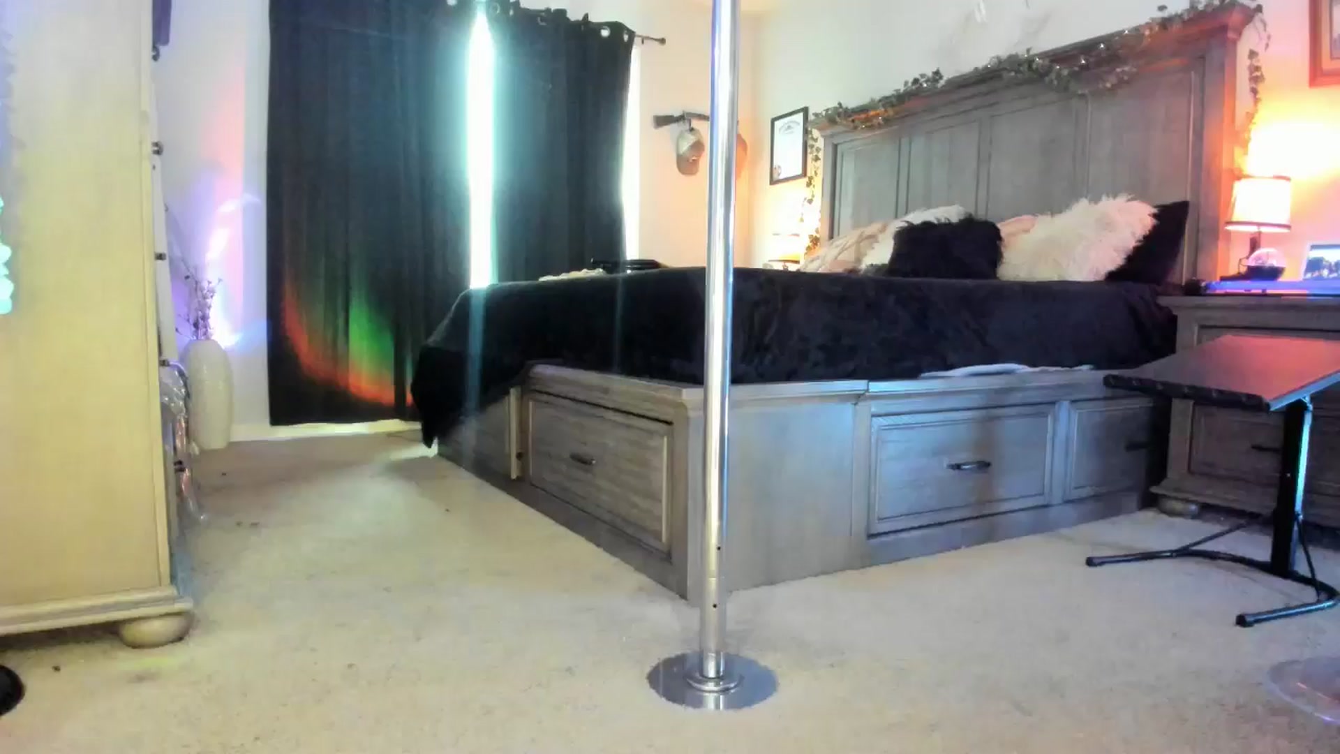 Gallery image thumbnail from TeXxxx's myfreecams stream on, 03/31/2025, 19:17 image 11 of 20