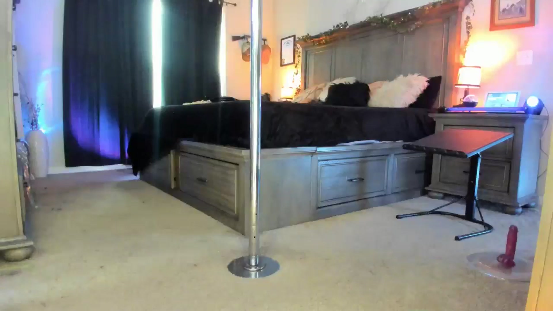 Gallery image thumbnail from TeXxxx's myfreecams stream on, 03/31/2025, 19:47 image 11 of 20