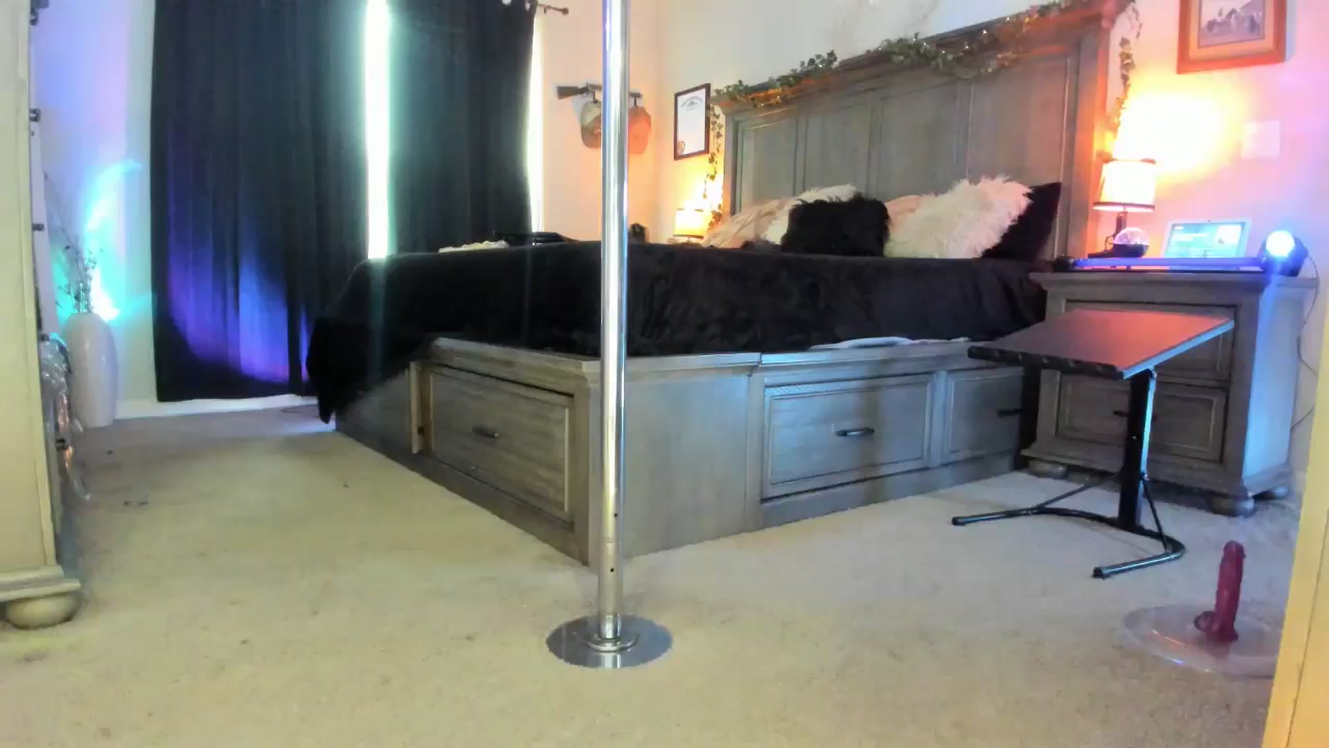 Gallery image thumbnail from TeXxxx's myfreecams stream on, 03/31/2025, 19:47 image 12 of 20