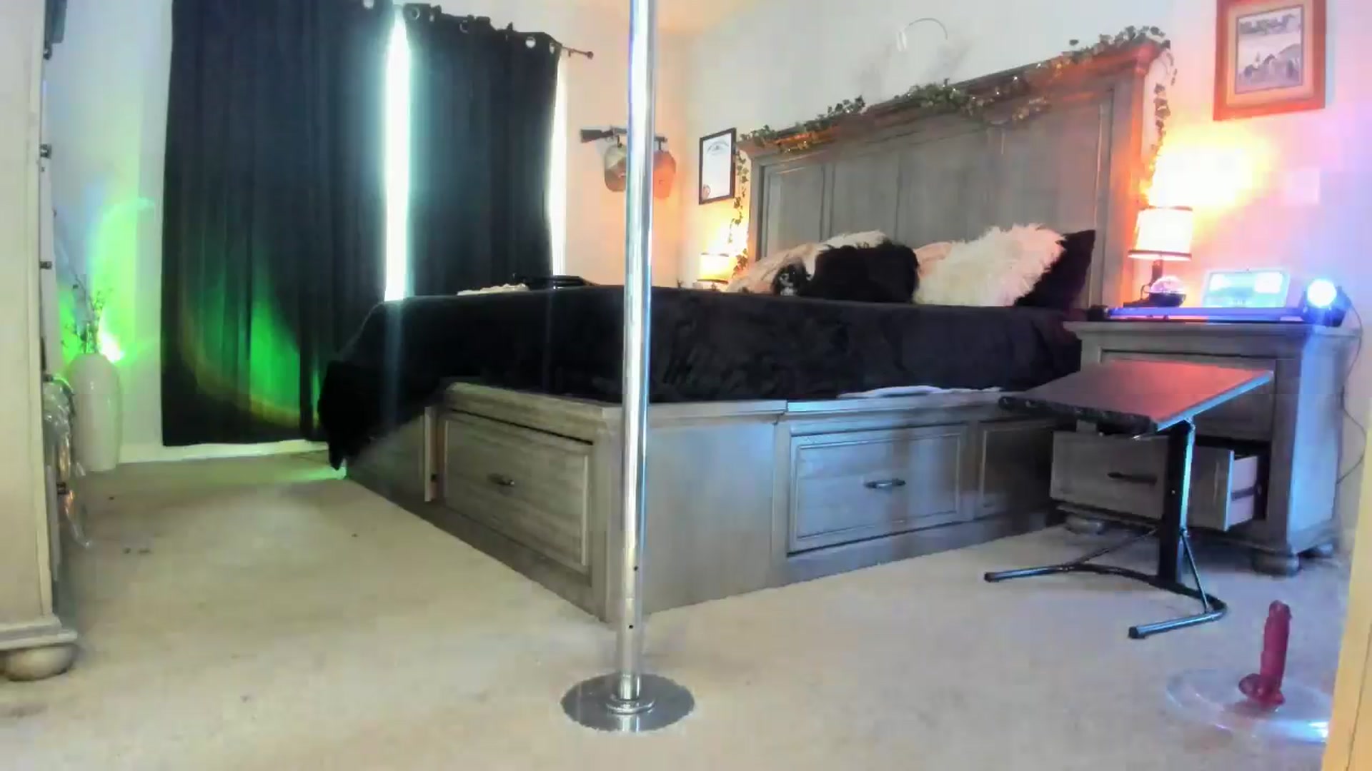 Gallery image thumbnail from TeXxxx's myfreecams stream on, 03/31/2025, 19:47 image 8 of 20