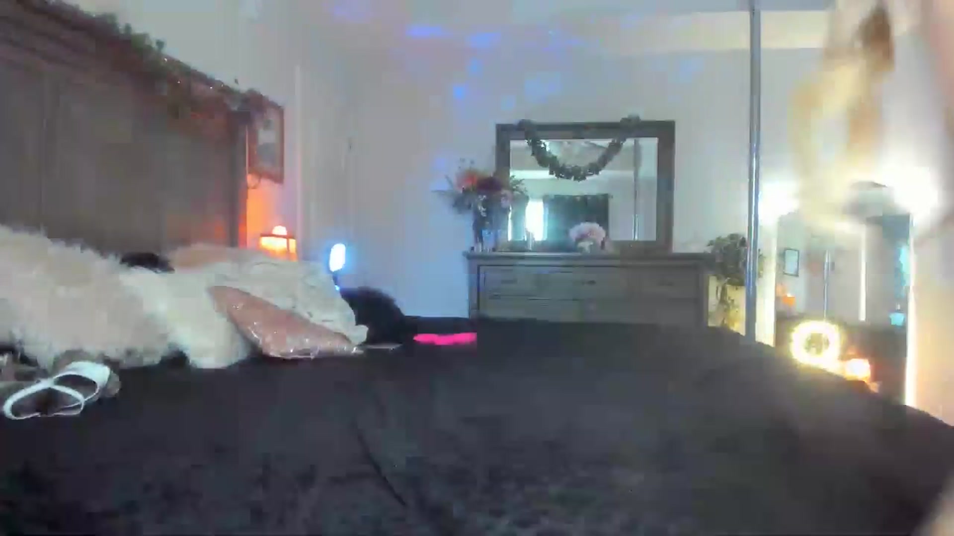 Gallery image thumbnail from TeXxxx's myfreecams stream on, 04/01/2025, 19:16 image 12 of 20