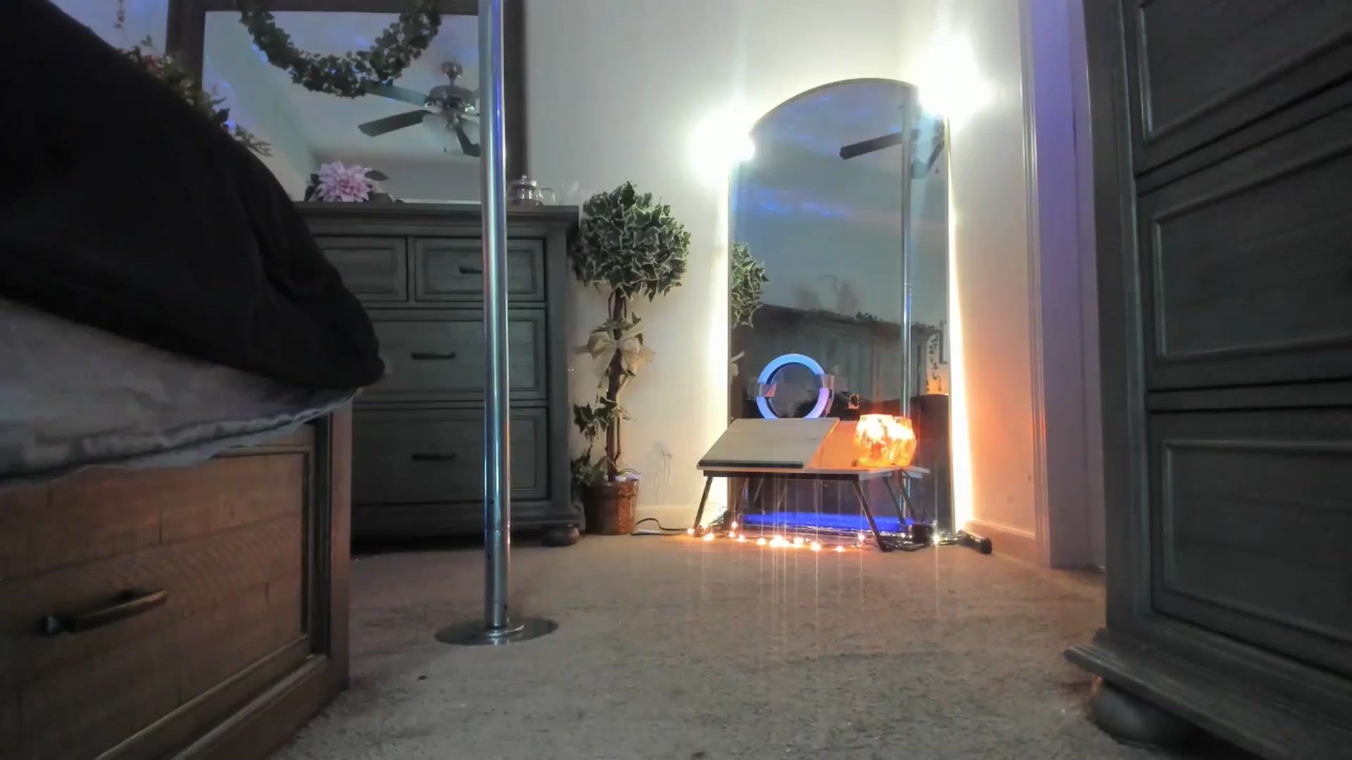 Gallery image thumbnail from TeXxxx's myfreecams stream on, 04/04/2025, 20:57 image 11 of 20