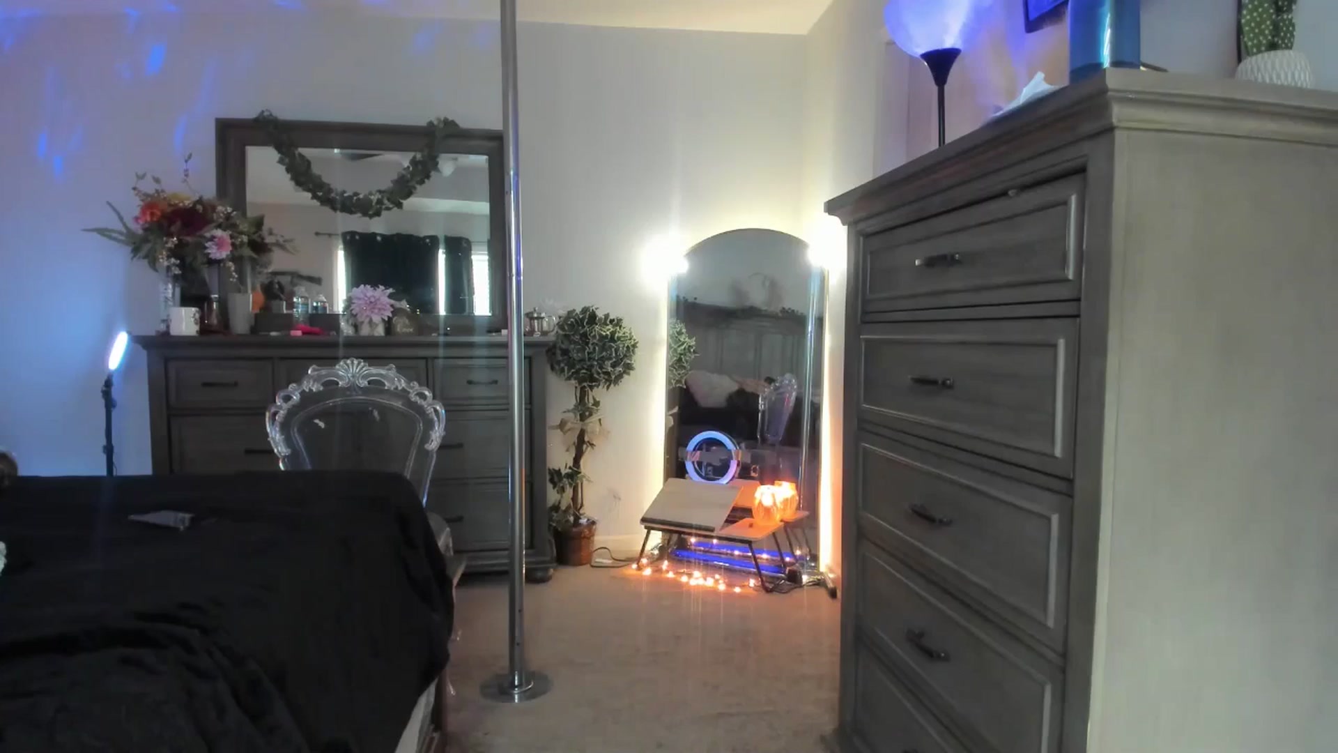 Gallery image thumbnail from TeXxxx's myfreecams stream on, 04/04/2025, 21:25 image 3 of 20