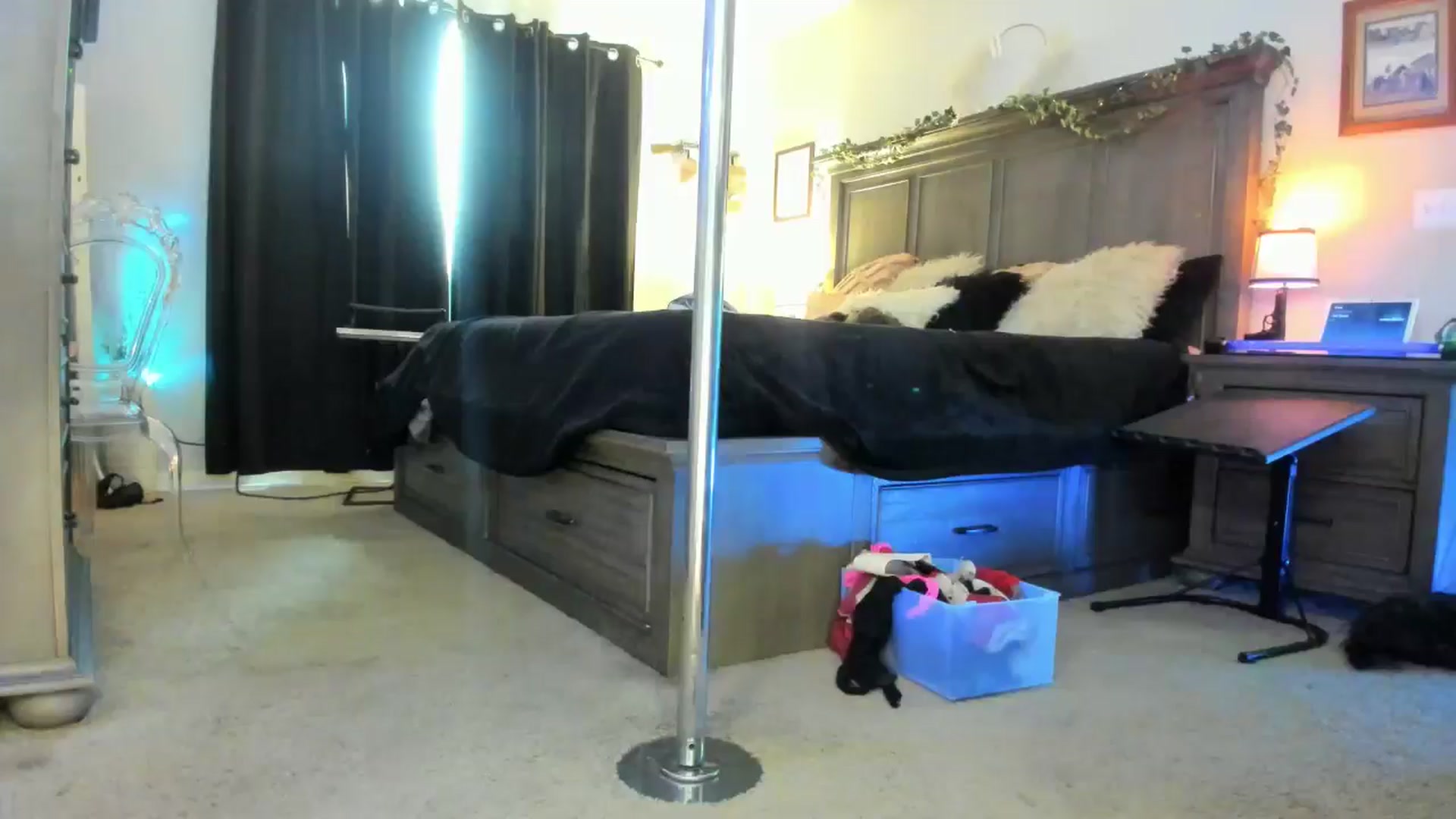 Gallery image thumbnail from TeXxxx's myfreecams stream on, 04/14/2025, 19:18 image 4 of 20