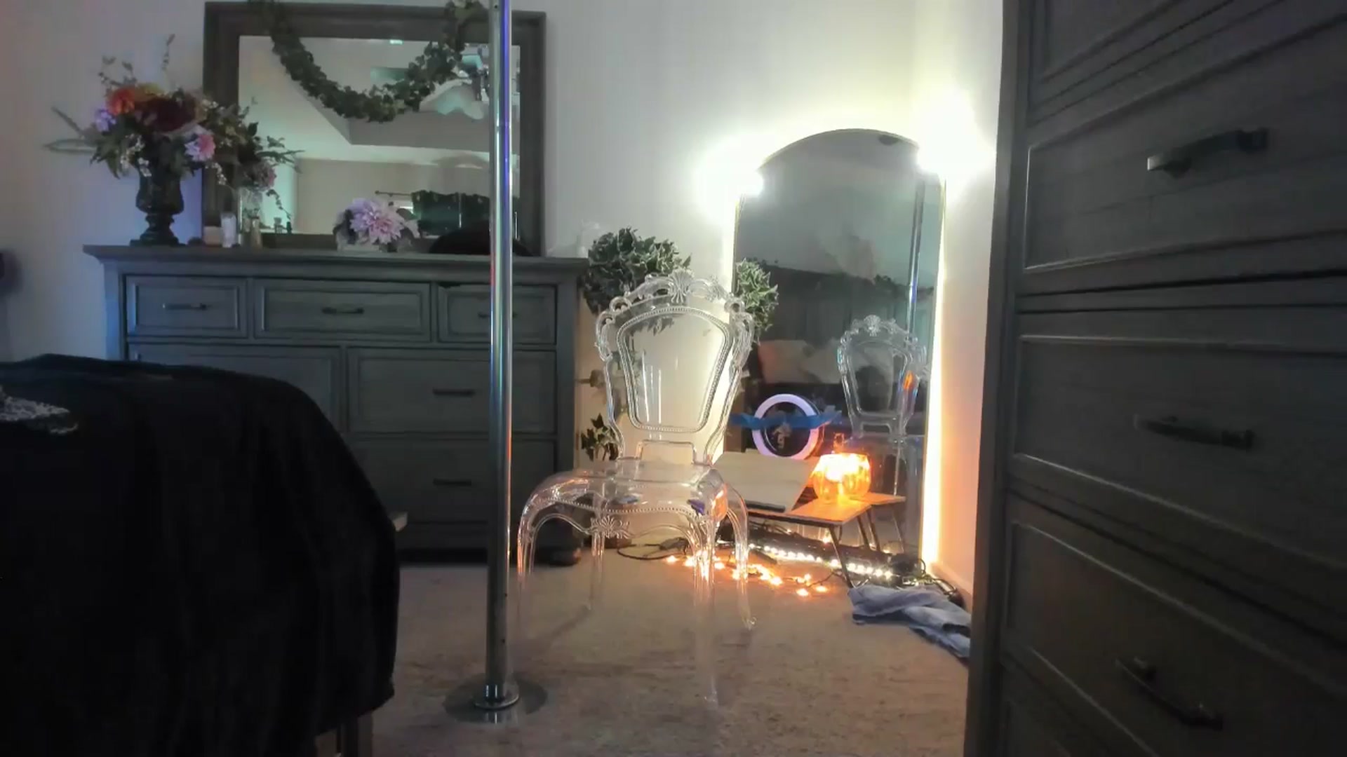 Gallery image thumbnail from TeXxxx's myfreecams stream on, 04/30/2025, 20:32 image 20 of 20