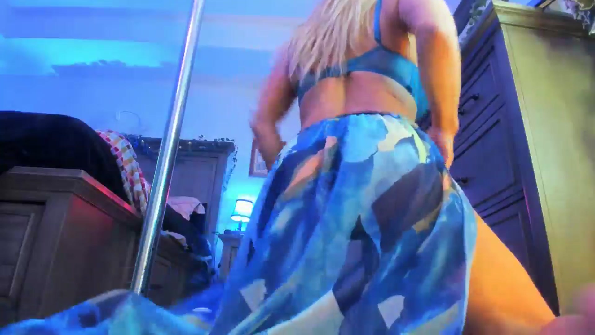 Gallery image thumbnail from TeXxxx's myfreecams stream on, 05/30/2025, 16:05 image 5 of 20