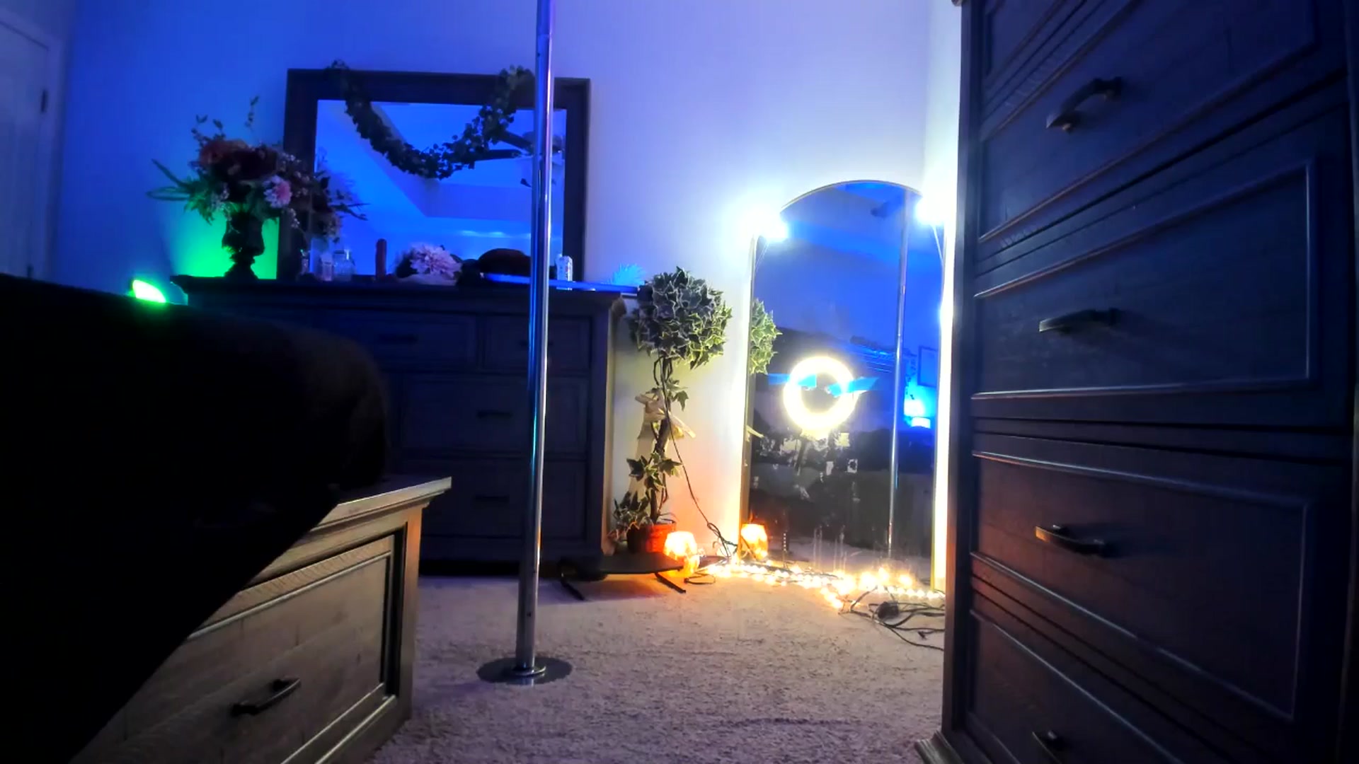 Gallery image thumbnail from TeXxxx's myfreecams stream on, 06/02/2025, 18:50 image 14 of 20