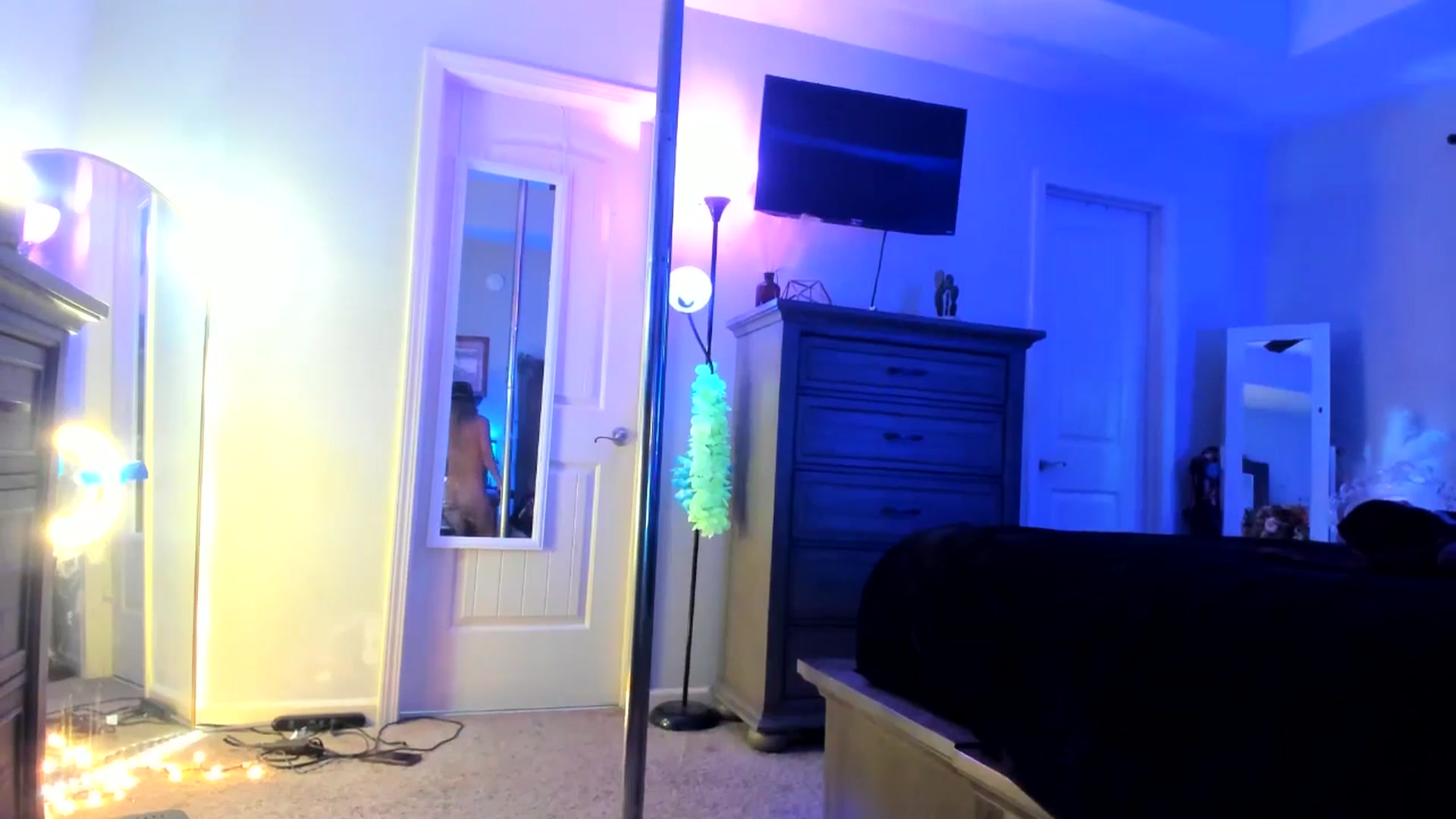 Gallery image thumbnail from TeXxxx's myfreecams stream on, 06/02/2025, 18:50 image 11 of 20