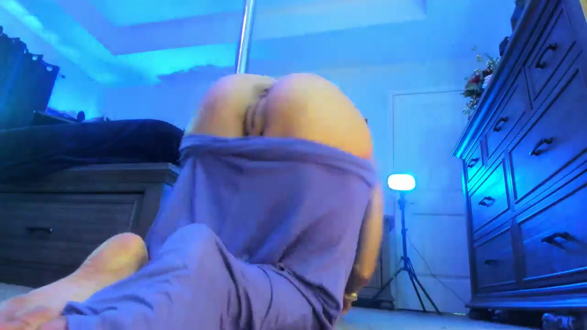 Gallery image thumbnail from TeXxxx's myfreecams stream on, 06/03/2025, 22:14 image 6 of 20