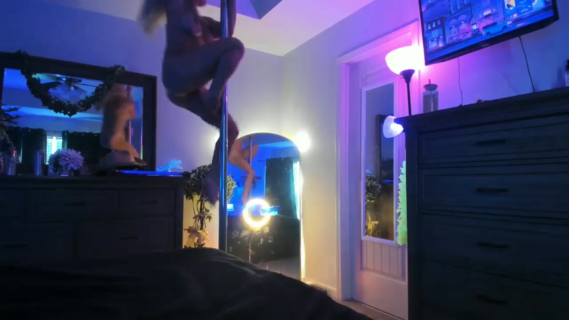 Gallery image thumbnail from TeXxxx's myfreecams stream on, 07/02/2025, 18:48 image 12 of 20
