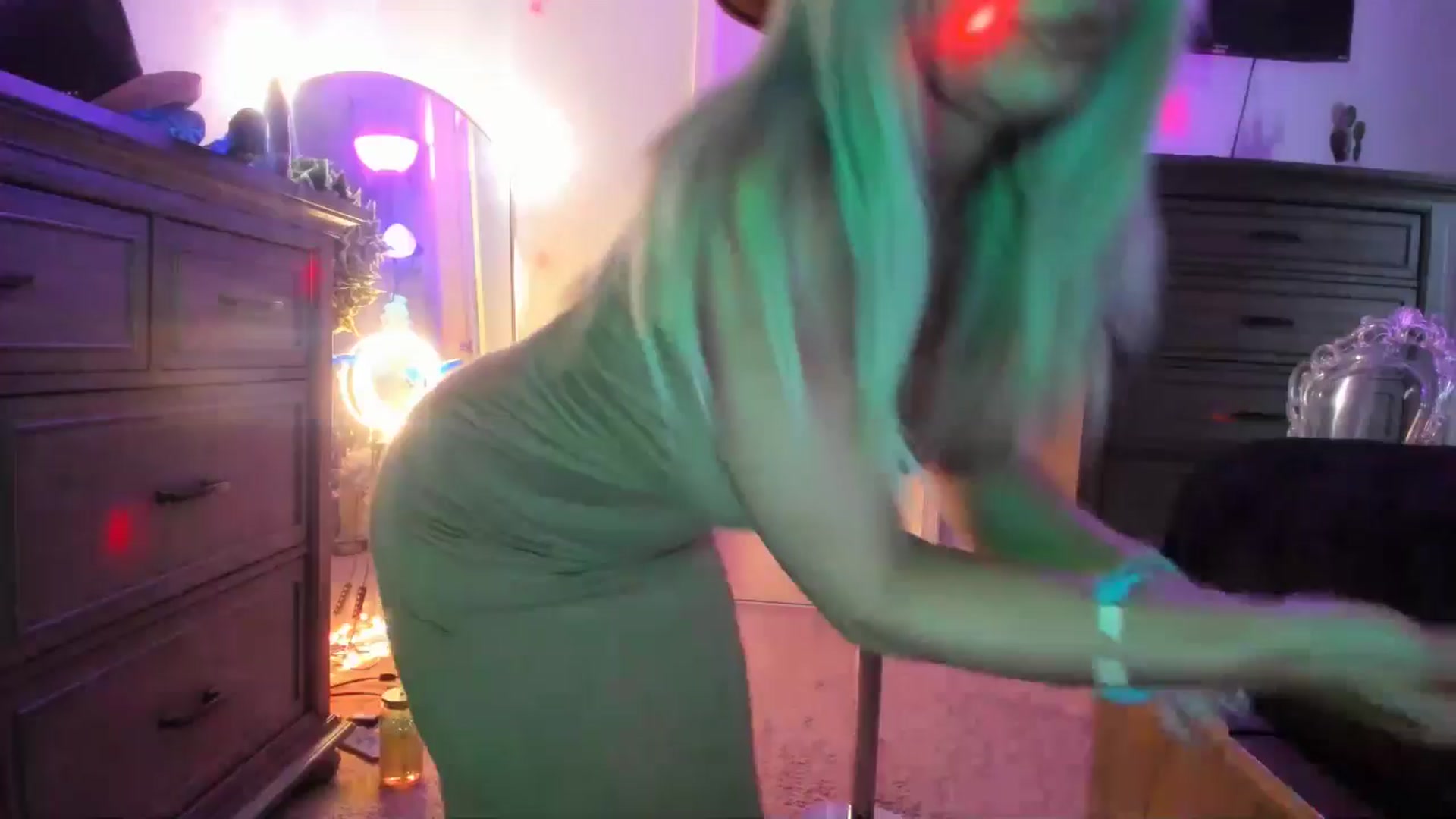 Gallery image thumbnail from TeXxxx's myfreecams stream on, 07/08/2025, 18:44 image 1 of 20
