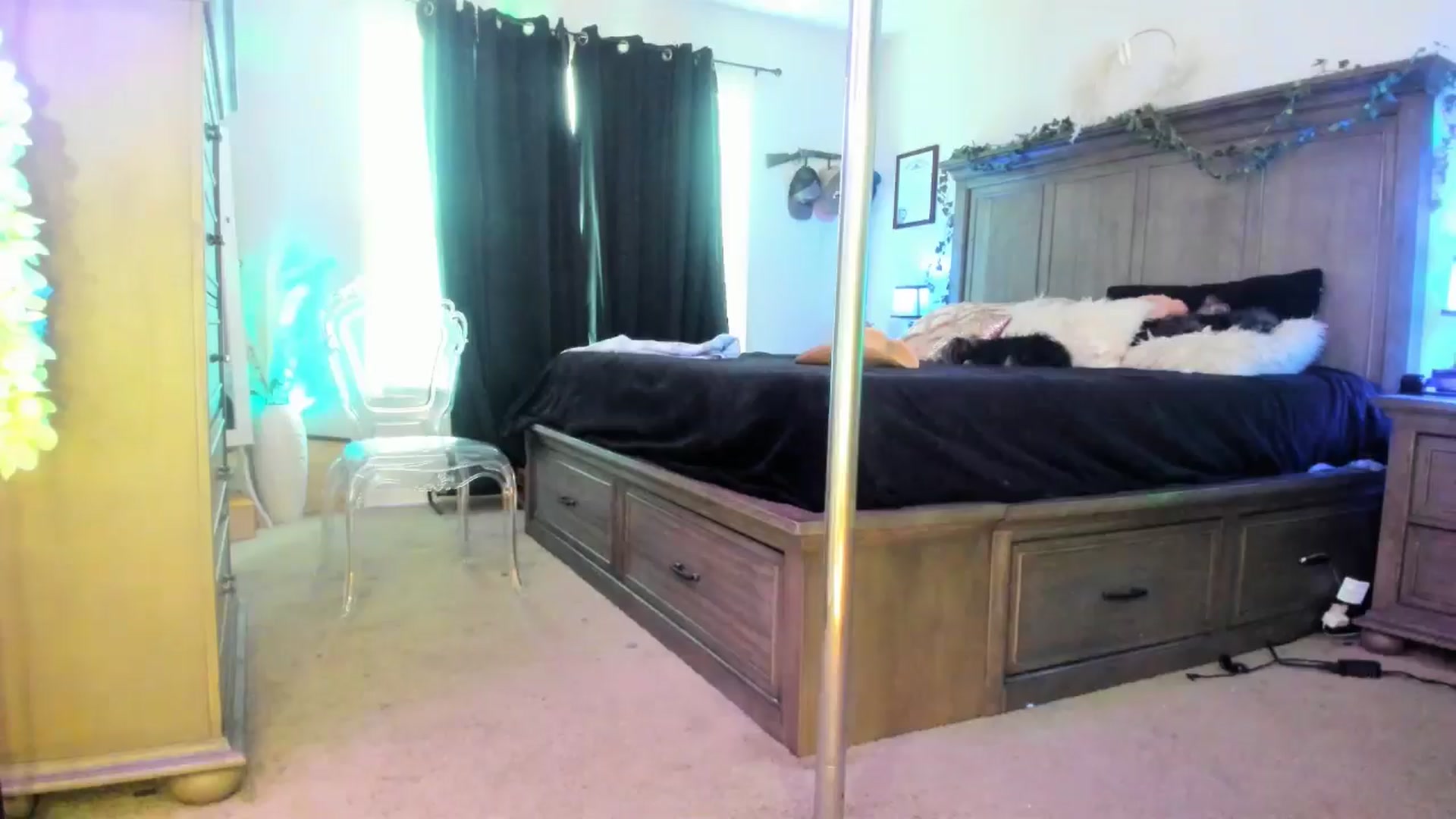 Gallery image thumbnail from TeXxxx's myfreecams stream on, 07/14/2025, 22:24 image 8 of 20