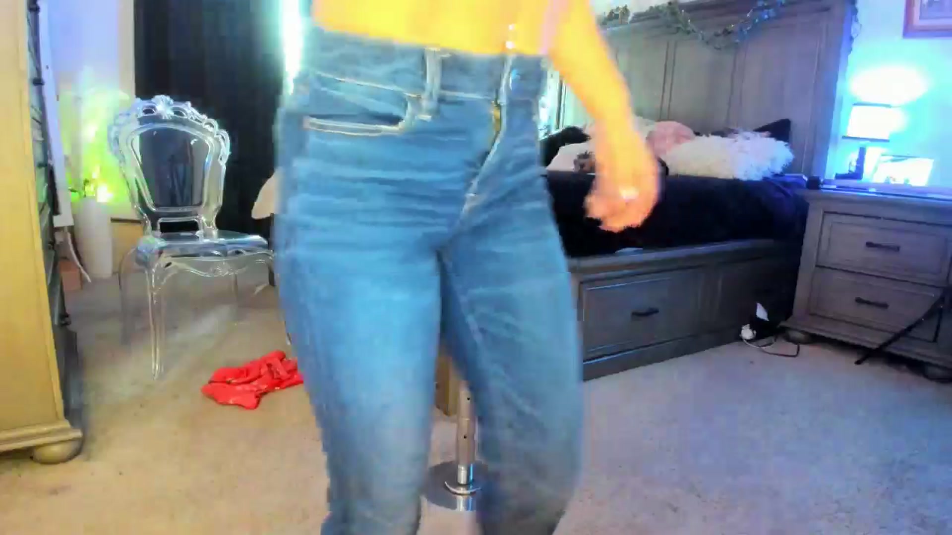 Gallery image thumbnail from TeXxxx's myfreecams stream on, 07/25/2025, 18:37 image 12 of 20