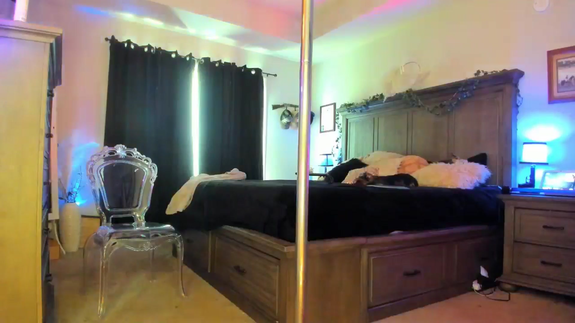 Gallery image thumbnail from TeXxxx's myfreecams stream on, 07/25/2025, 18:37 image 7 of 20