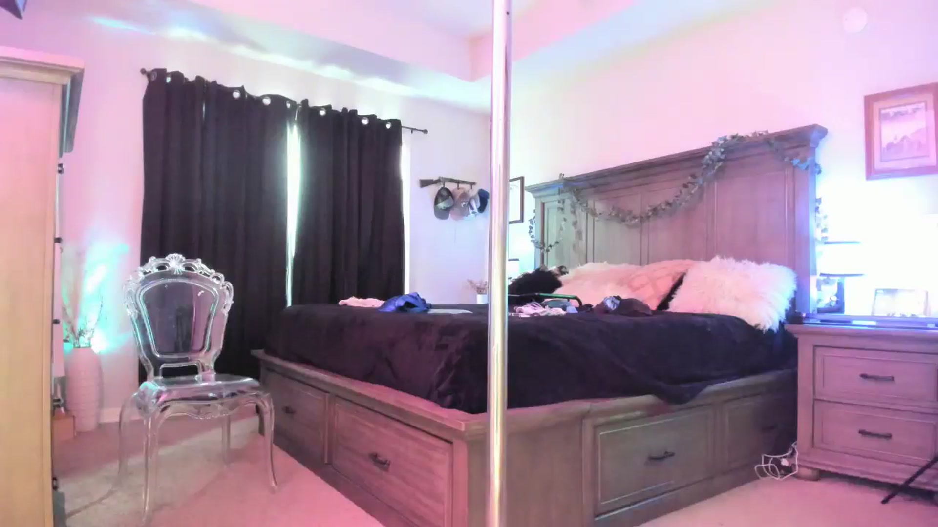 Gallery image thumbnail from TeXxxx's myfreecams stream on, 08/05/2025, 20:11 image 8 of 20