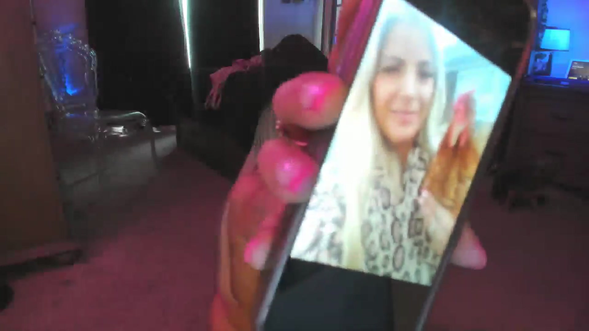 Gallery image thumbnail from TeXxxx's myfreecams stream on, 08/06/2025, 19:02 image 10 of 20