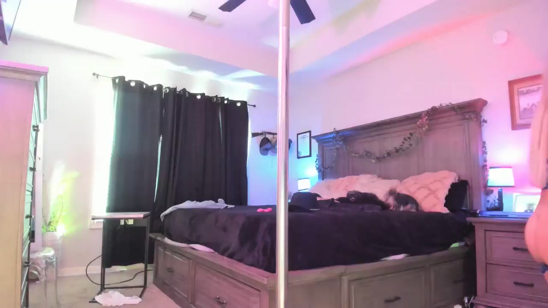 Gallery image thumbnail from TeXxxx's myfreecams stream on, 08/15/2025, 18:00 image 13 of 20