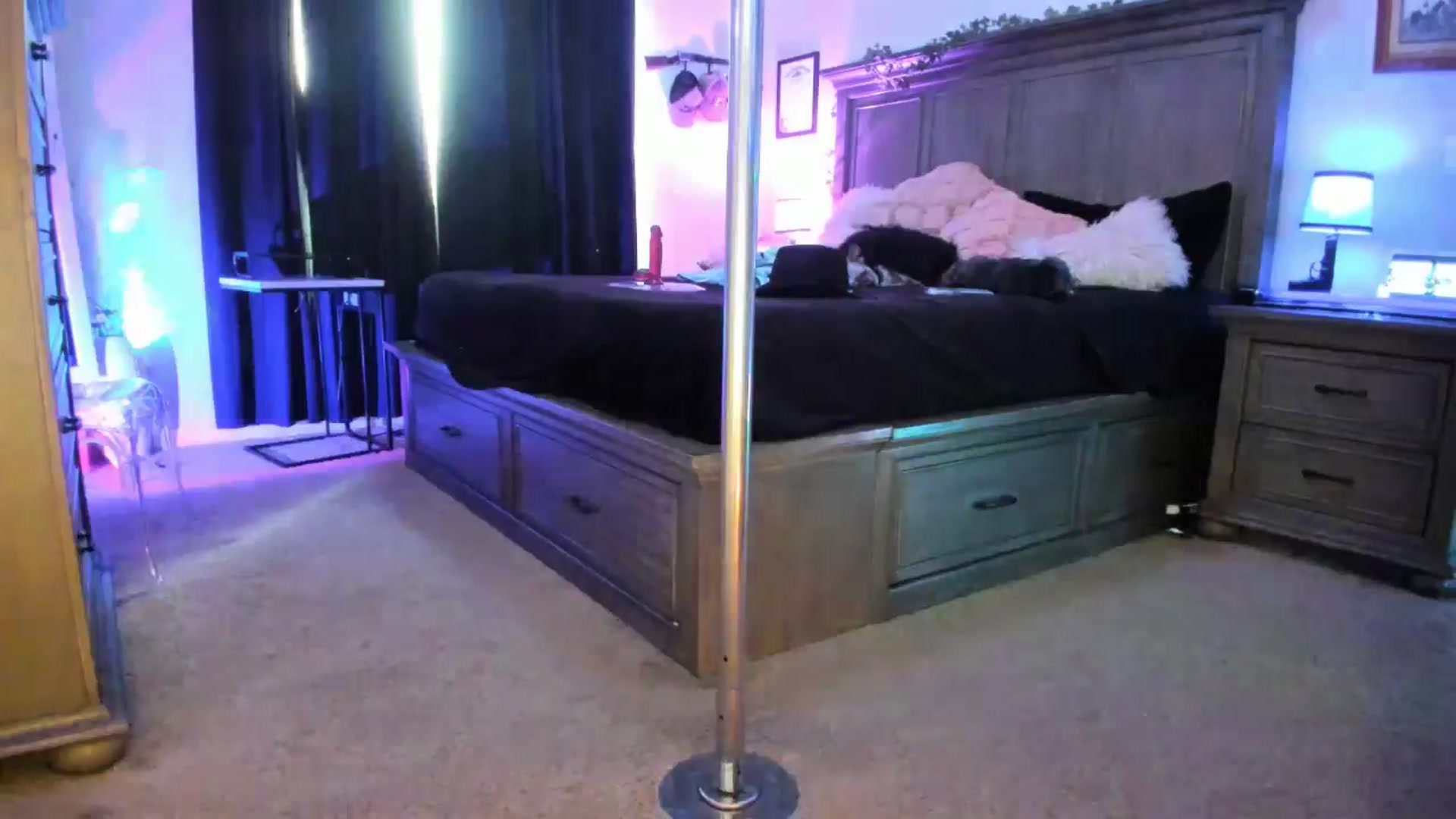 Gallery image thumbnail from TeXxxx's myfreecams stream on, 09/16/2025, 19:36 image 2 of 20