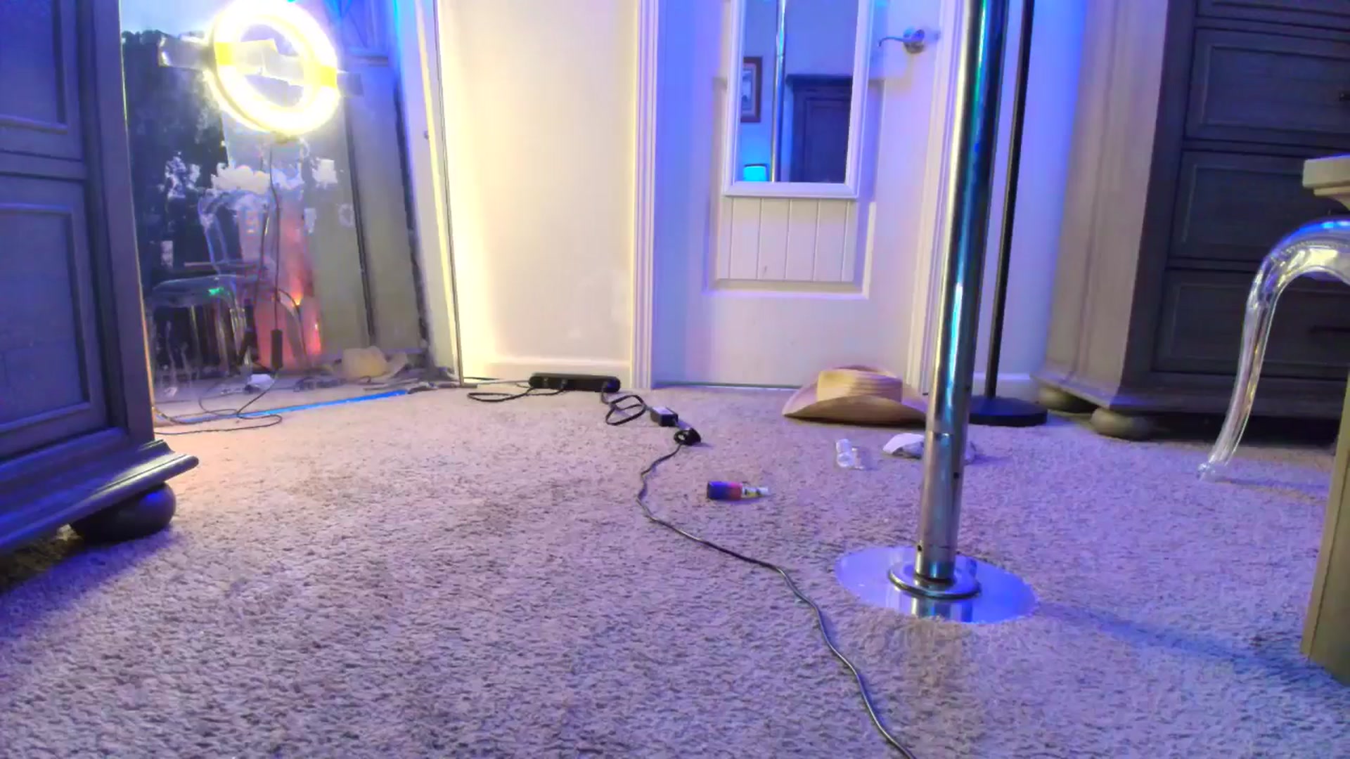 Gallery image thumbnail from TeXxxx's myfreecams stream on, 09/29/2025, 19:31 image 15 of 20