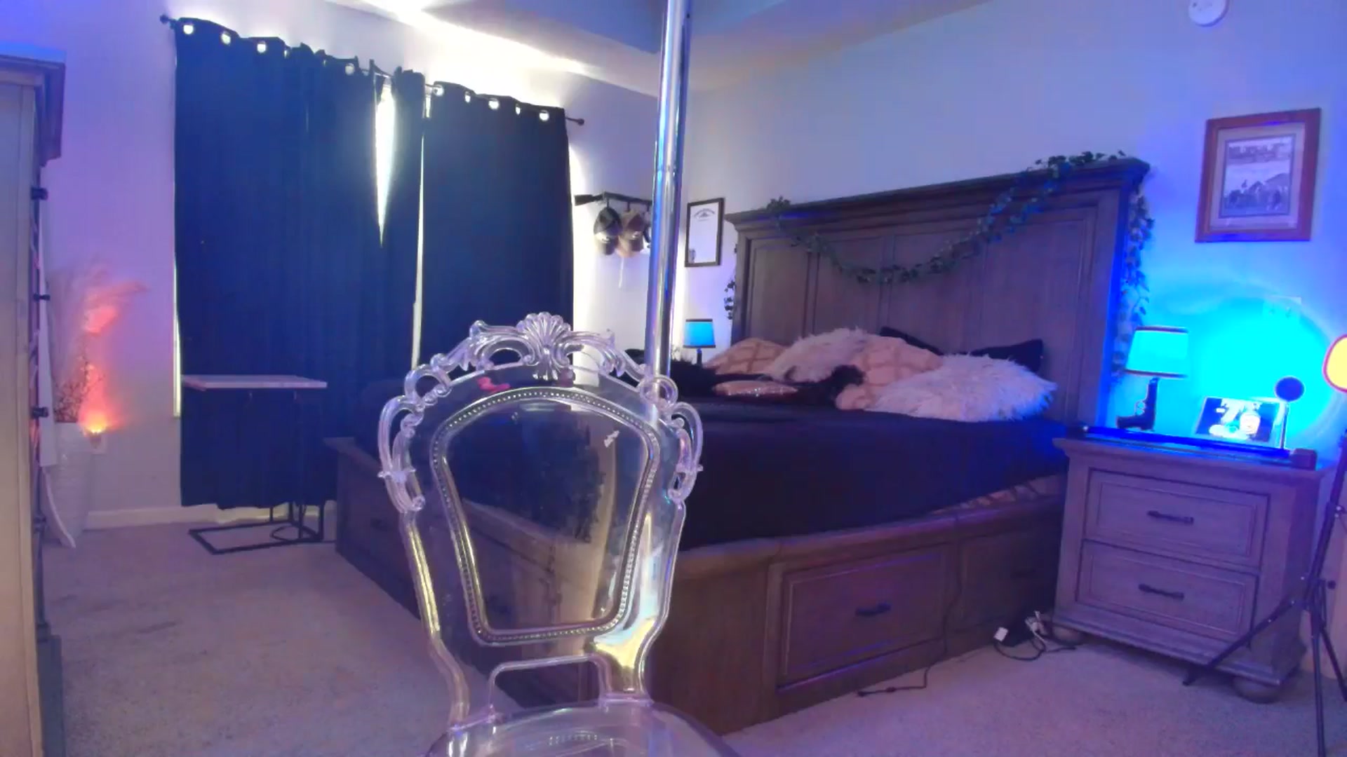 Gallery image thumbnail from TeXxxx's myfreecams stream on, 10/06/2025, 18:27 image 5 of 20