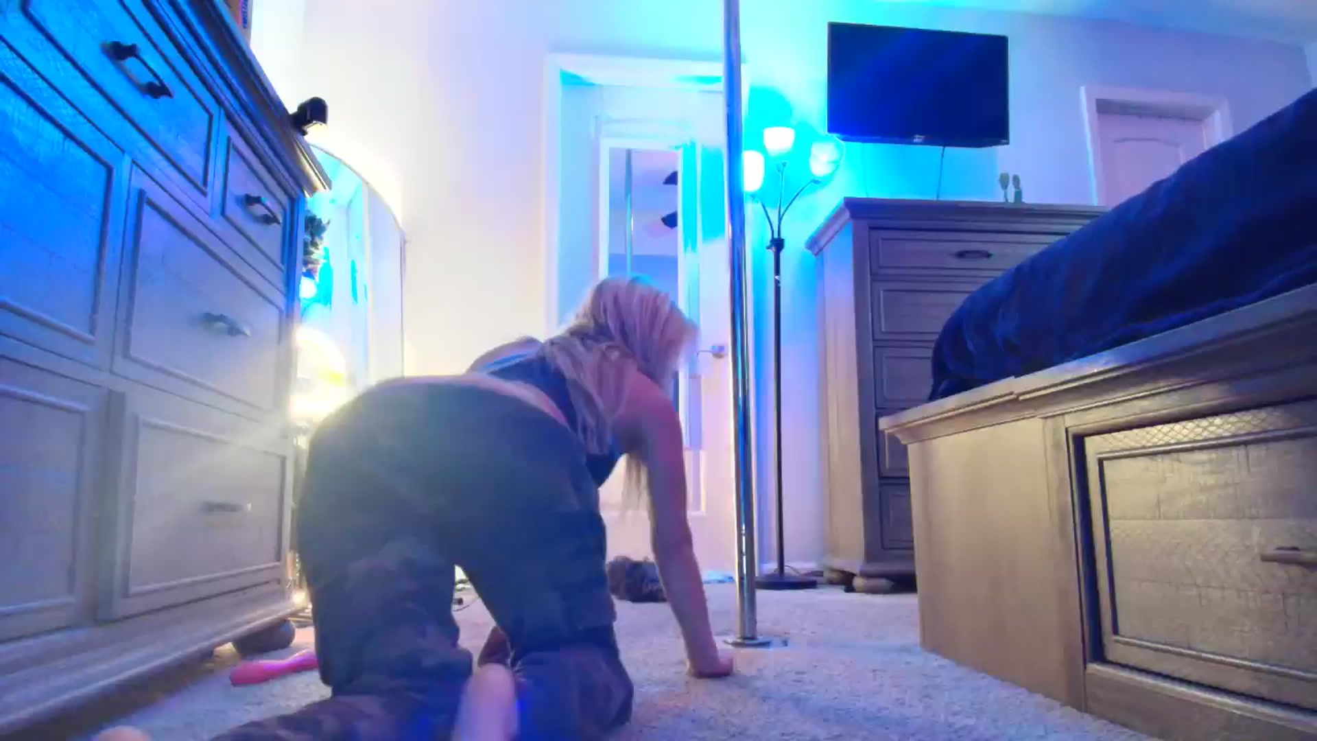 Gallery image thumbnail from TeXxxx's myfreecams stream on, 10/28/2025, 22:16 image 2 of 20