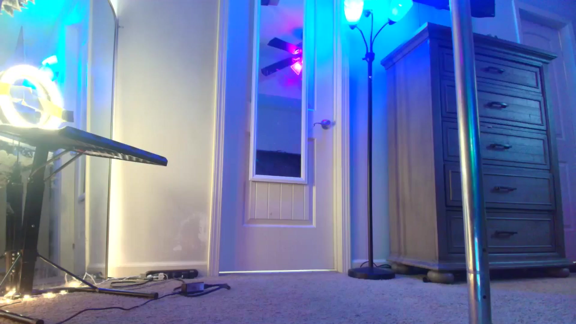 Gallery image thumbnail from TeXxxx's myfreecams stream on, 10/28/2025, 22:16 image 6 of 20