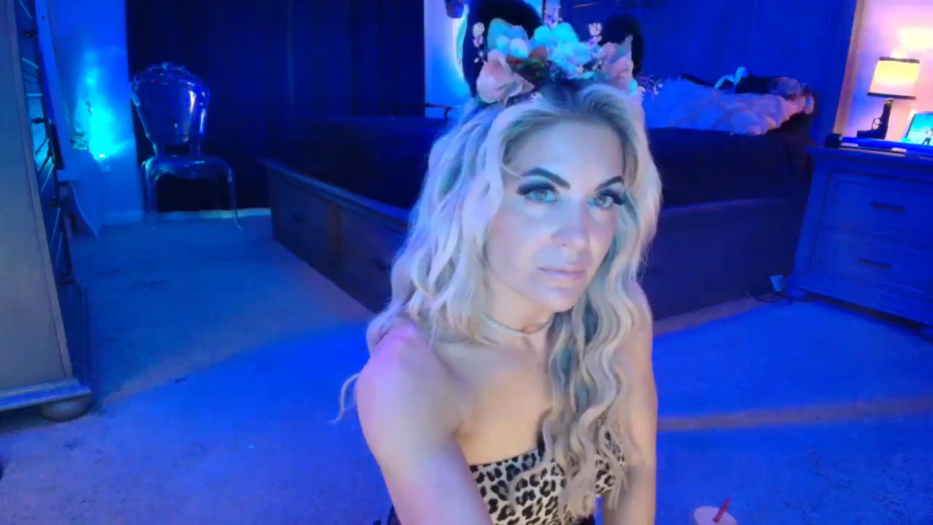 Gallery image thumbnail from TeXxxx's myfreecams stream on, 10/30/2025, 17:54 image 2 of 20
