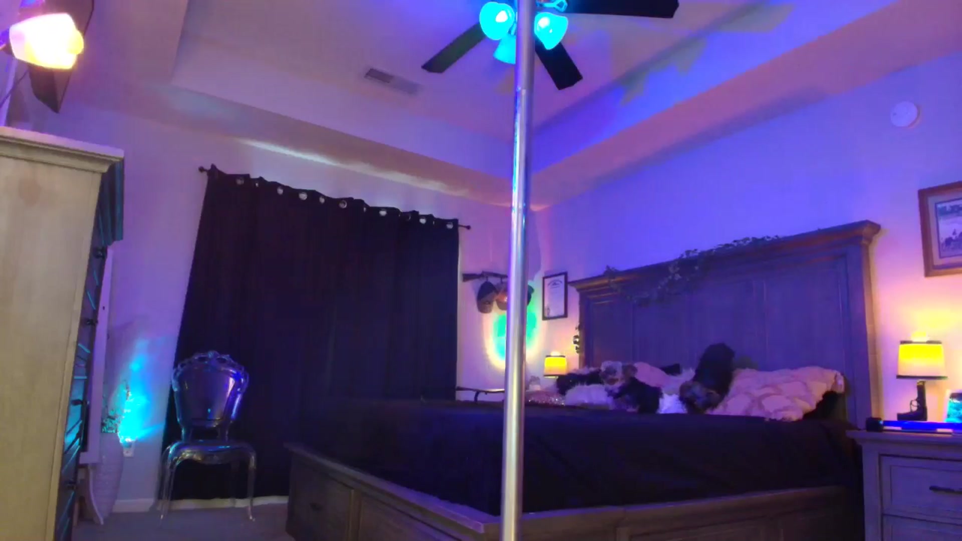 Gallery image thumbnail from TeXxxx's myfreecams stream on, 10/30/2025, 17:54 image 4 of 20