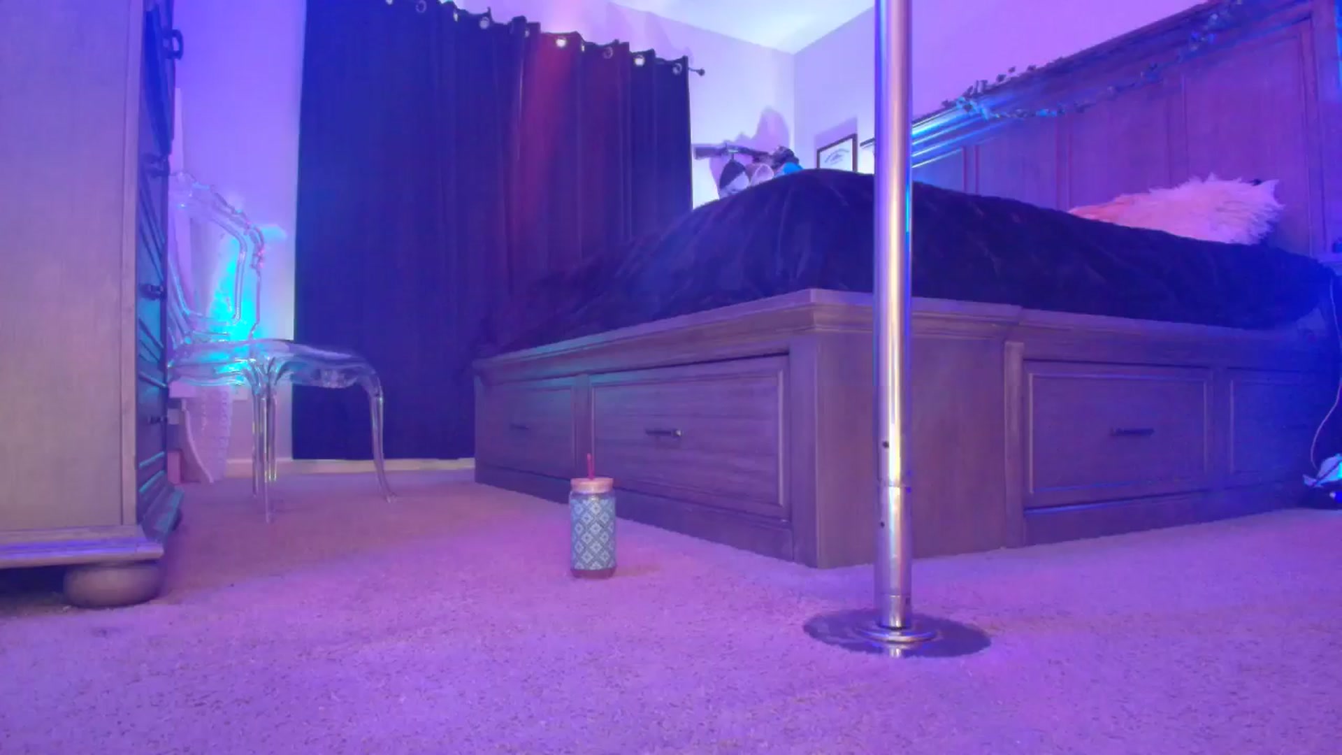 Gallery image thumbnail from TeXxxx's myfreecams stream on, 11/11/2025, 21:31 image 16 of 20