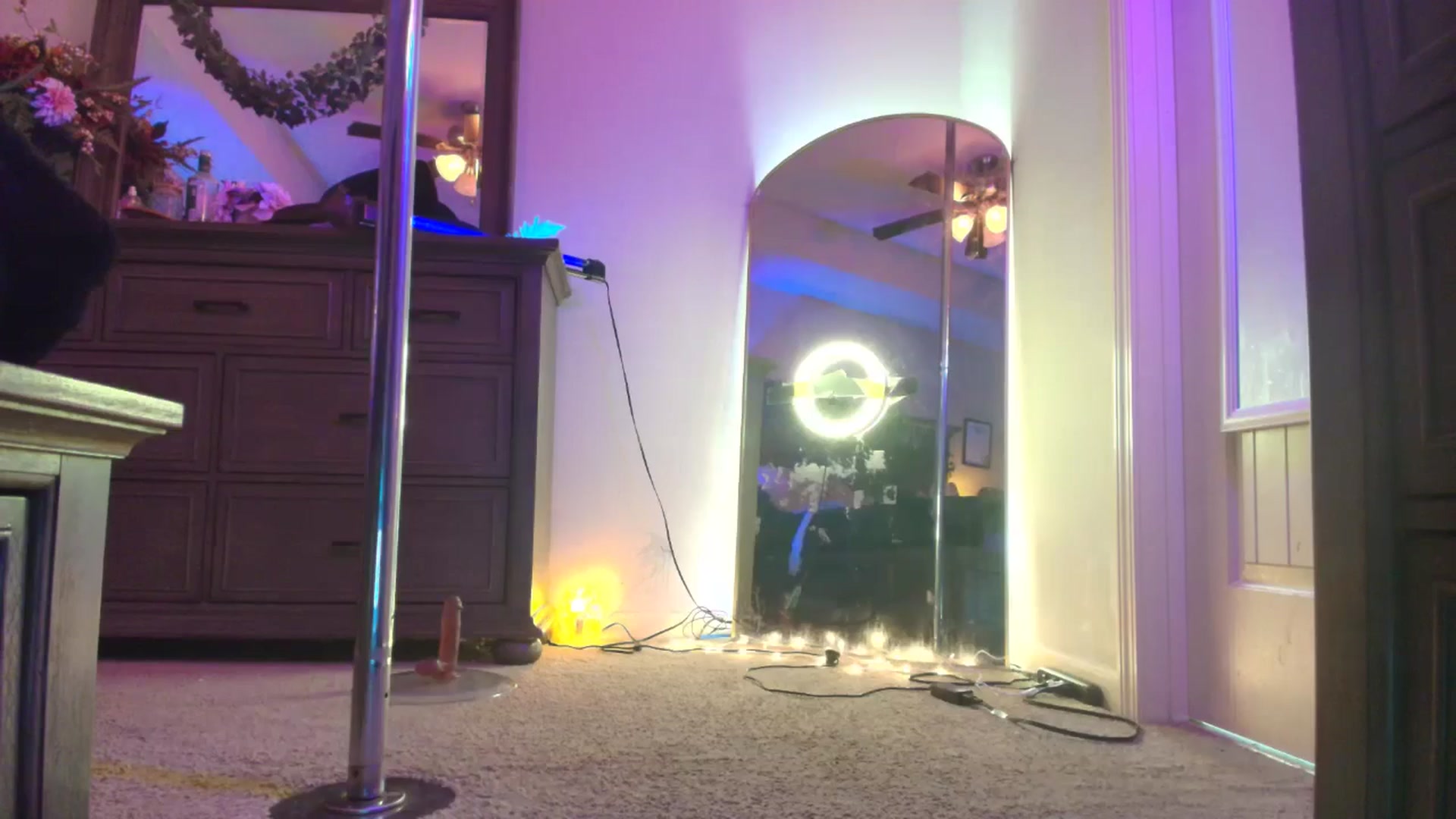 Gallery image thumbnail from TeXxxx's myfreecams stream on, 11/18/2025, 21:34 image 6 of 20