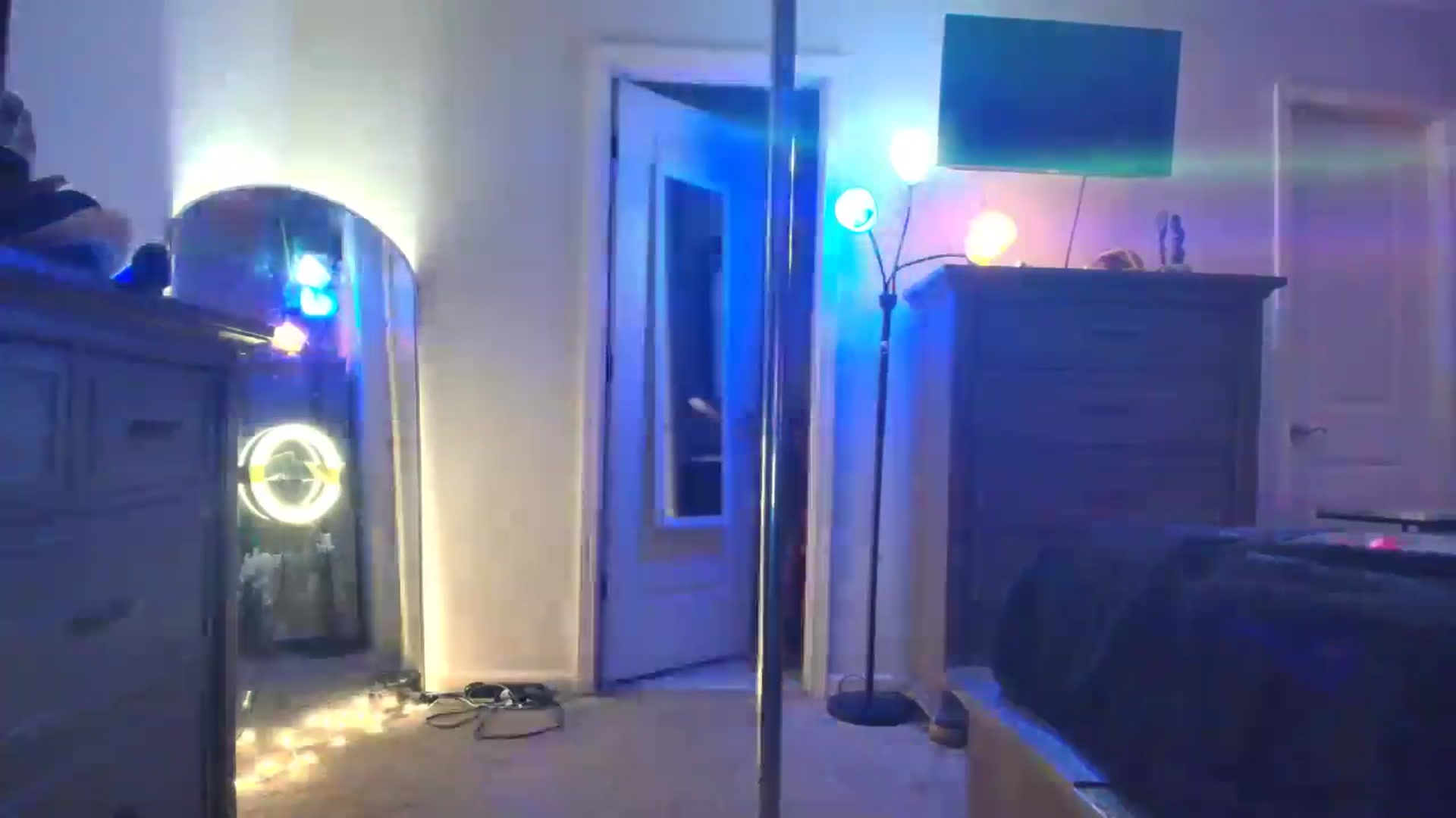 Gallery image thumbnail from TeXxxx's myfreecams stream on, 11/24/2025, 24:58 image 4 of 20