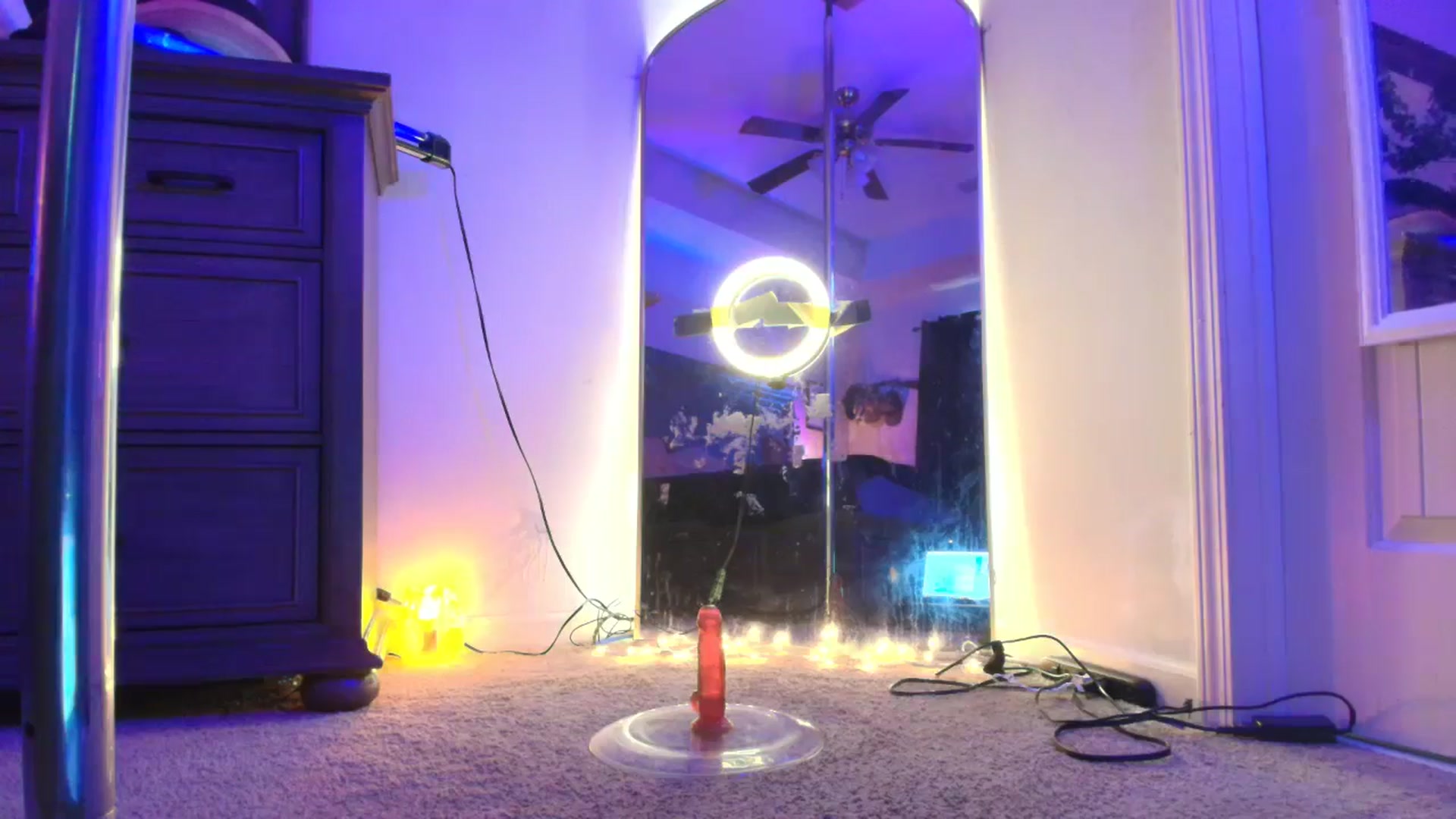 Gallery image thumbnail from TeXxxx's myfreecams stream on, 11/25/2025, 20:10 image 17 of 20