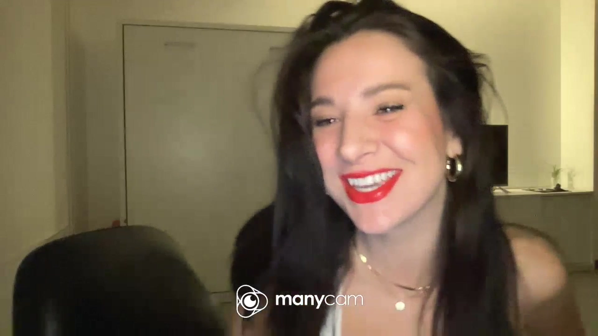 Gallery image thumbnail from TeaHeart's myfreecams stream on, 07/01/2023, 02:44 image 2 of 20