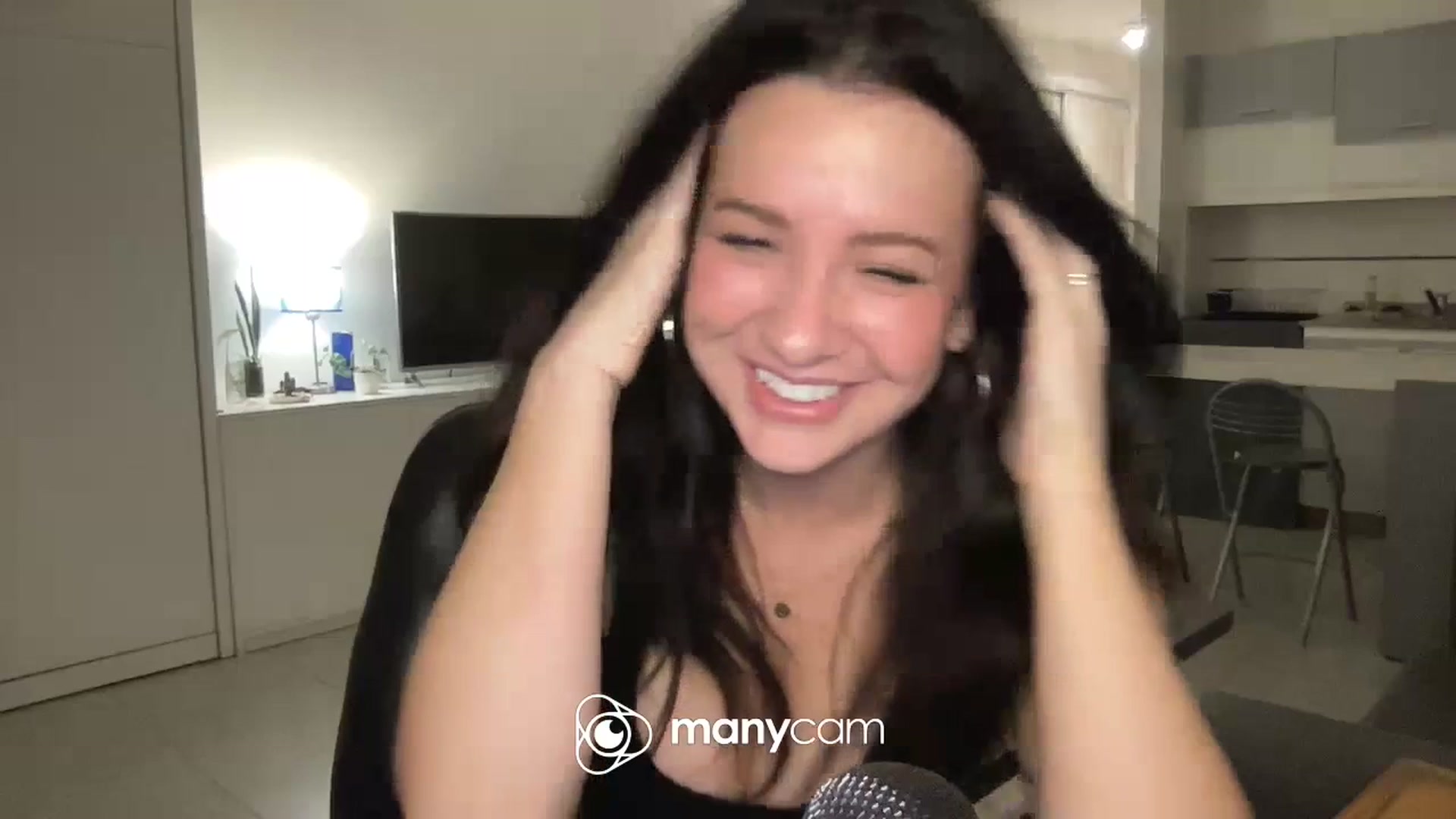 Gallery image thumbnail from TeaHeart's myfreecams stream on, 07/11/2023, 02:35 image 8 of 20
