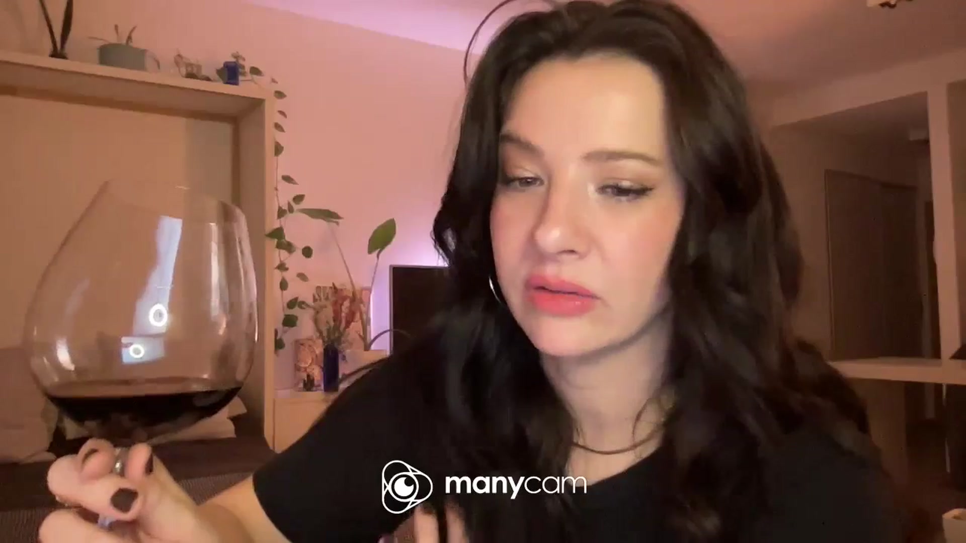 Gallery image thumbnail from TeaHeart's myfreecams stream on, 09/14/2023, 03:50 image 3 of 20