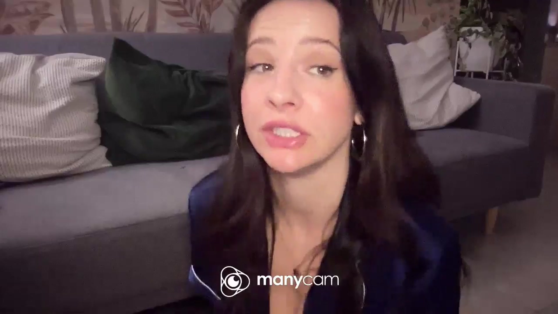 Gallery image thumbnail from TeaHeart's myfreecams stream on, 09/16/2024, 02:03 image 4 of 20