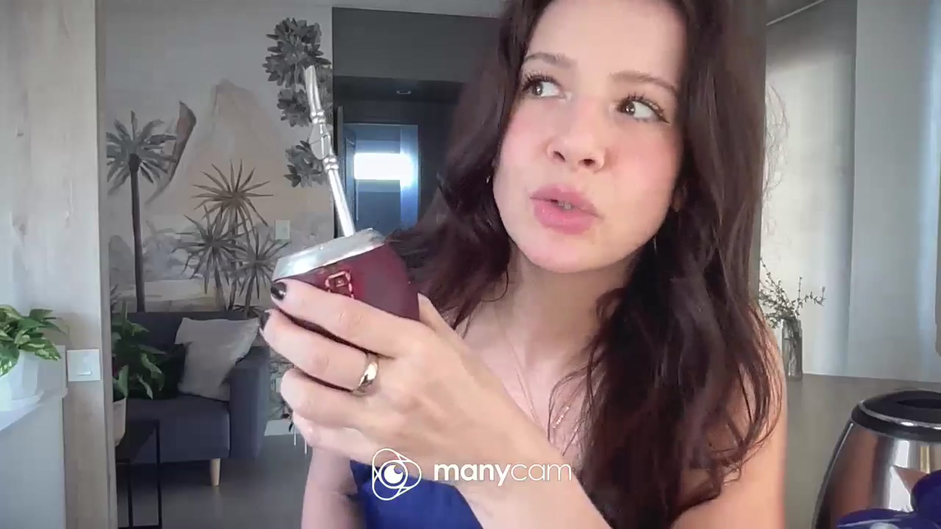 Gallery image thumbnail from TeaHeart's myfreecams stream on, 06/15/2025, 21:10 image 8 of 20