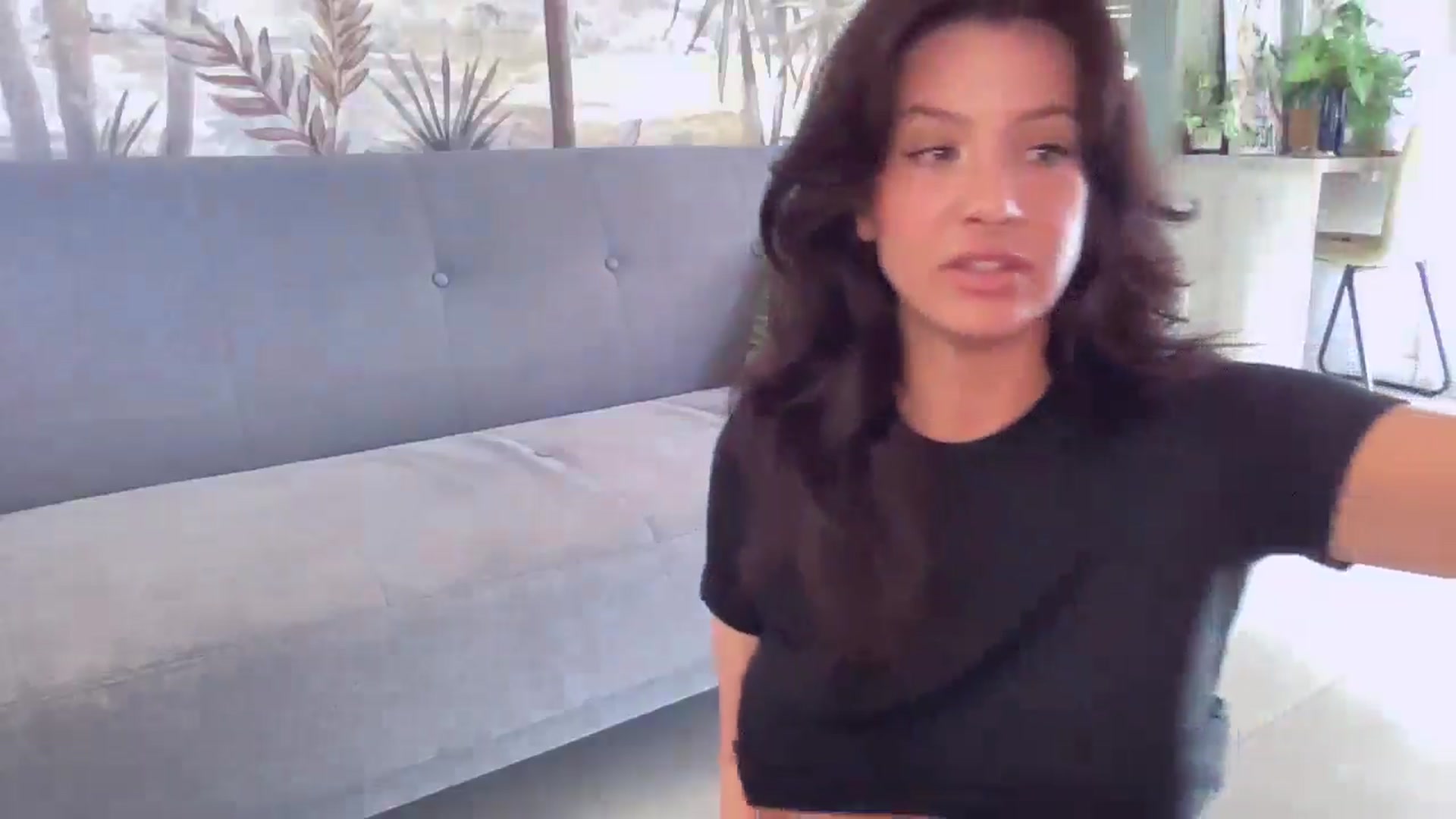 Gallery image thumbnail from TeaHeart's myfreecams stream on, 01/12/2026, 21:35 image 3 of 20