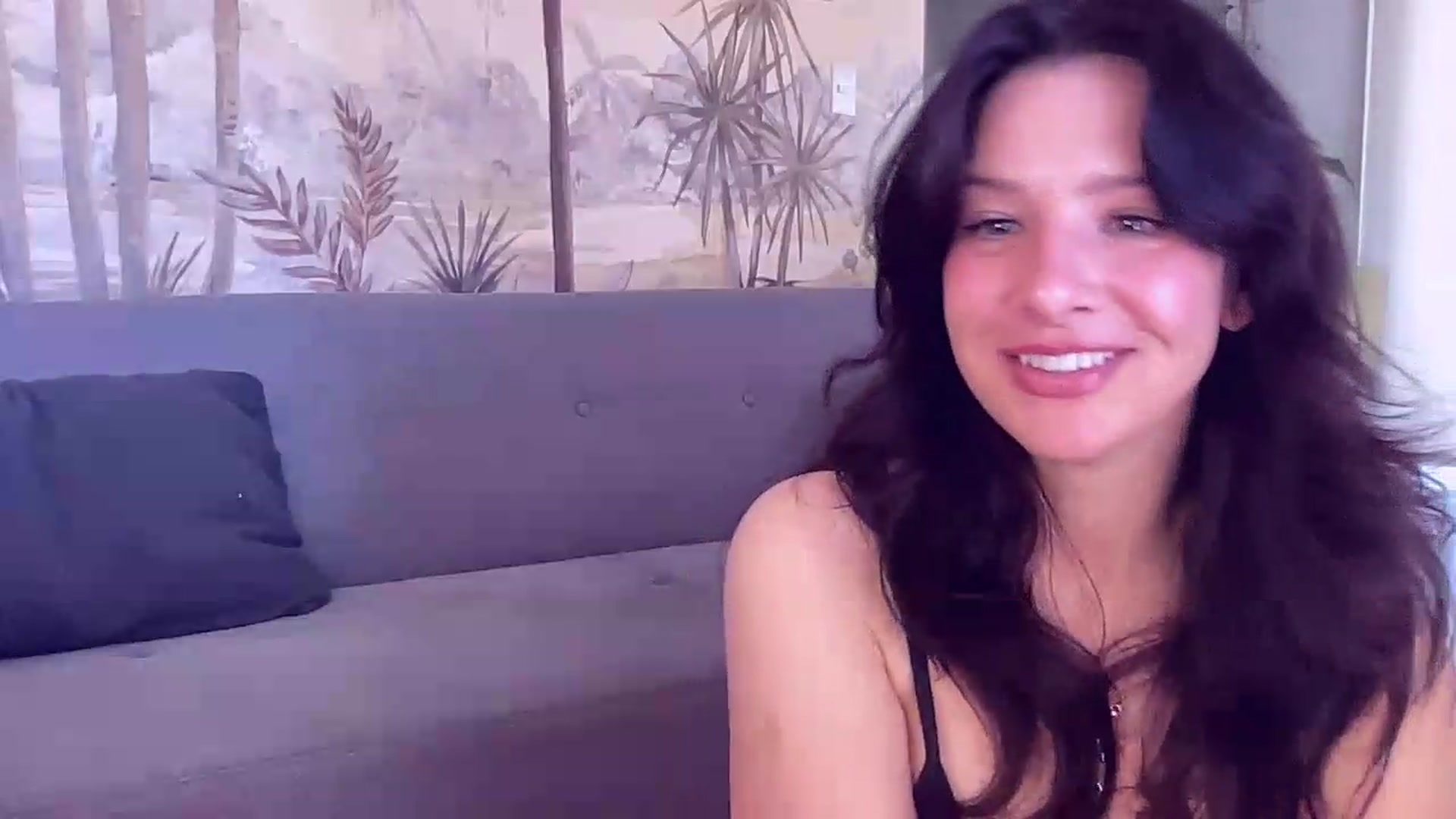 Gallery image thumbnail from TeaHeart's myfreecams stream on, 05/14/2026, 17:32 image 19 of 20