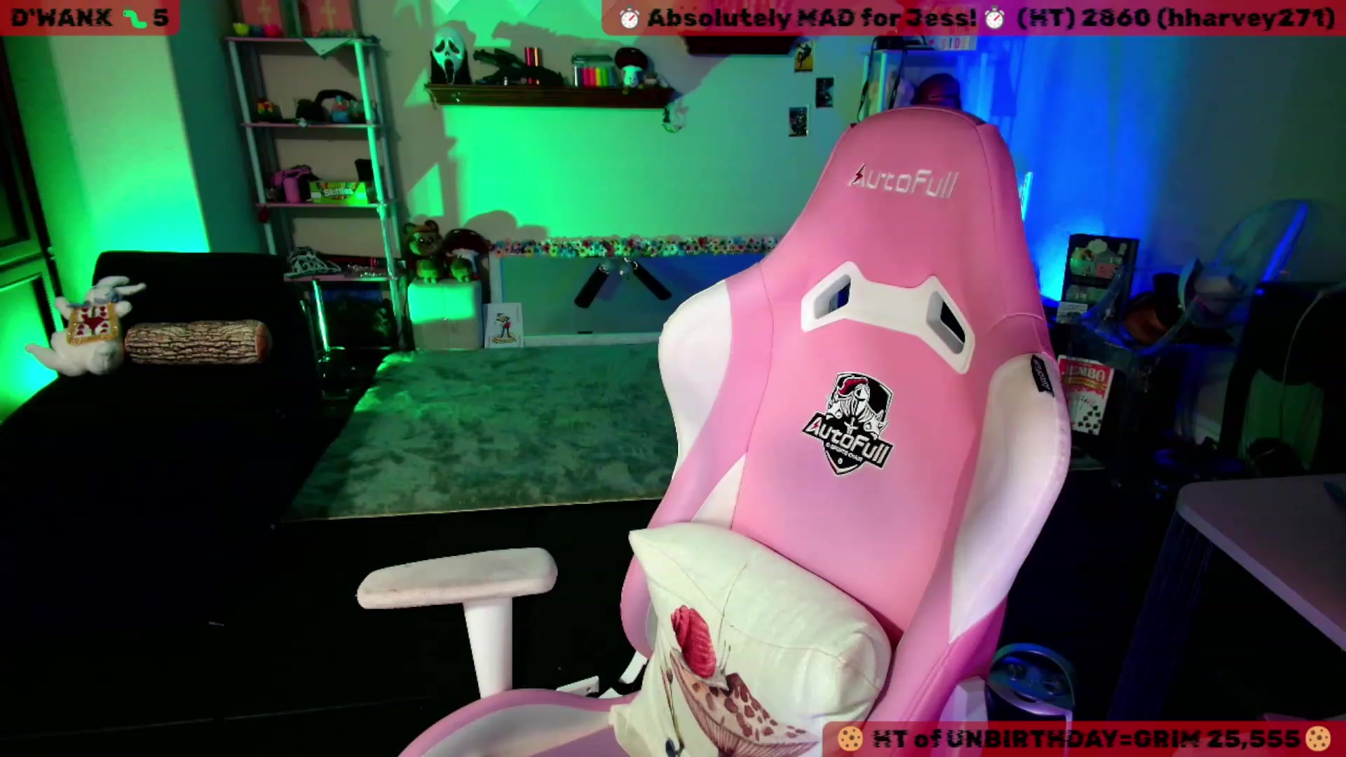 Gallery image thumbnail from TeaParty's myfreecams stream on, 11/18/2023, 07:42 image 1 of 20
