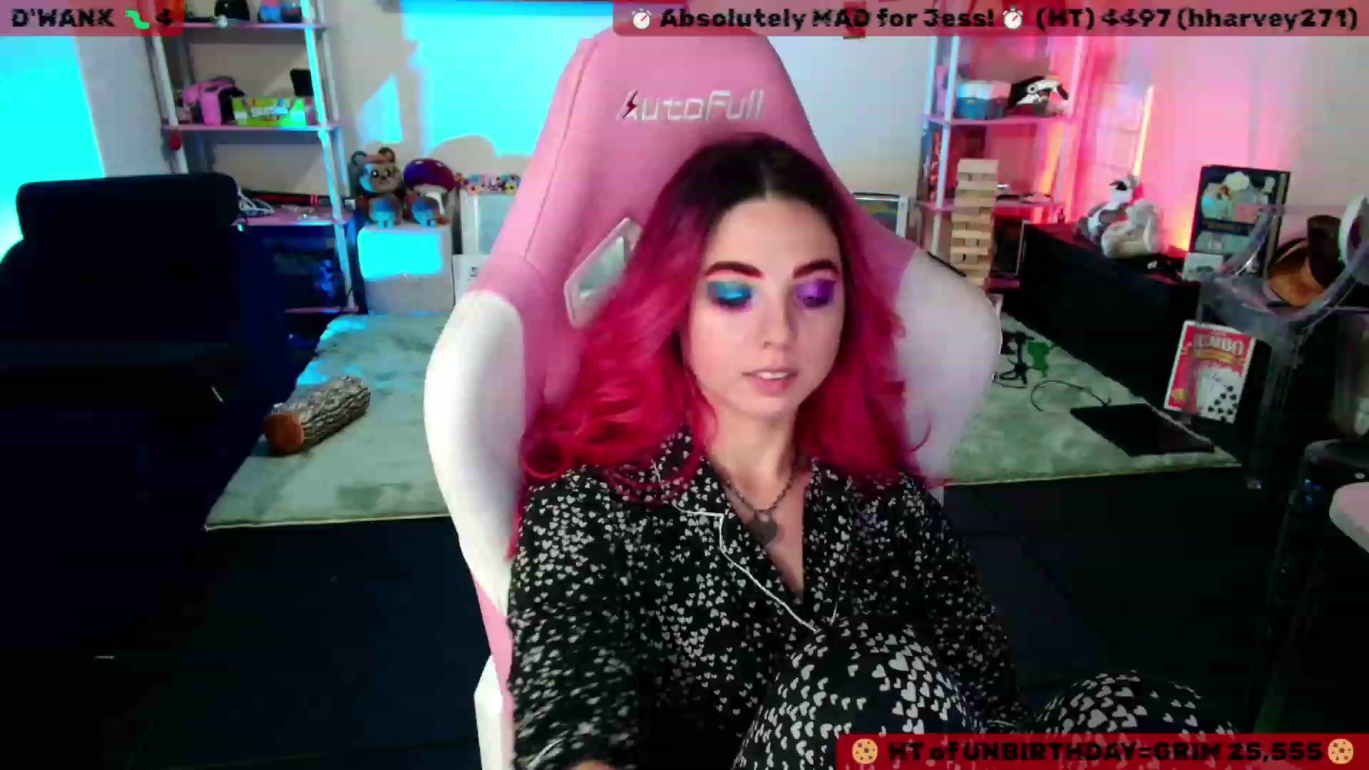 Gallery image thumbnail from TeaParty's myfreecams stream on, 11/18/2023, 10:37 image 8 of 20