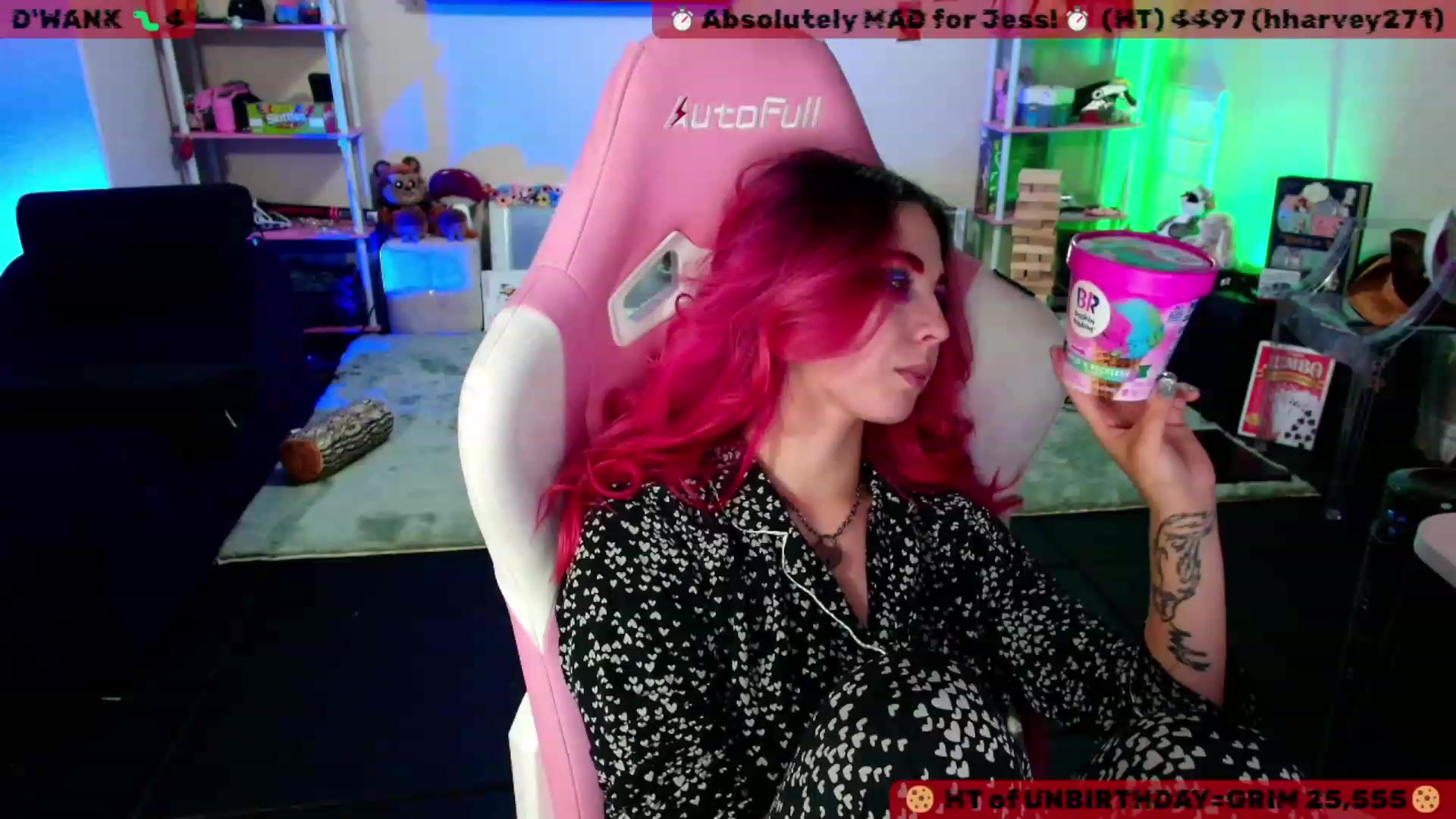 Gallery image thumbnail from TeaParty's myfreecams stream on, 11/18/2023, 10:37 image 2 of 20