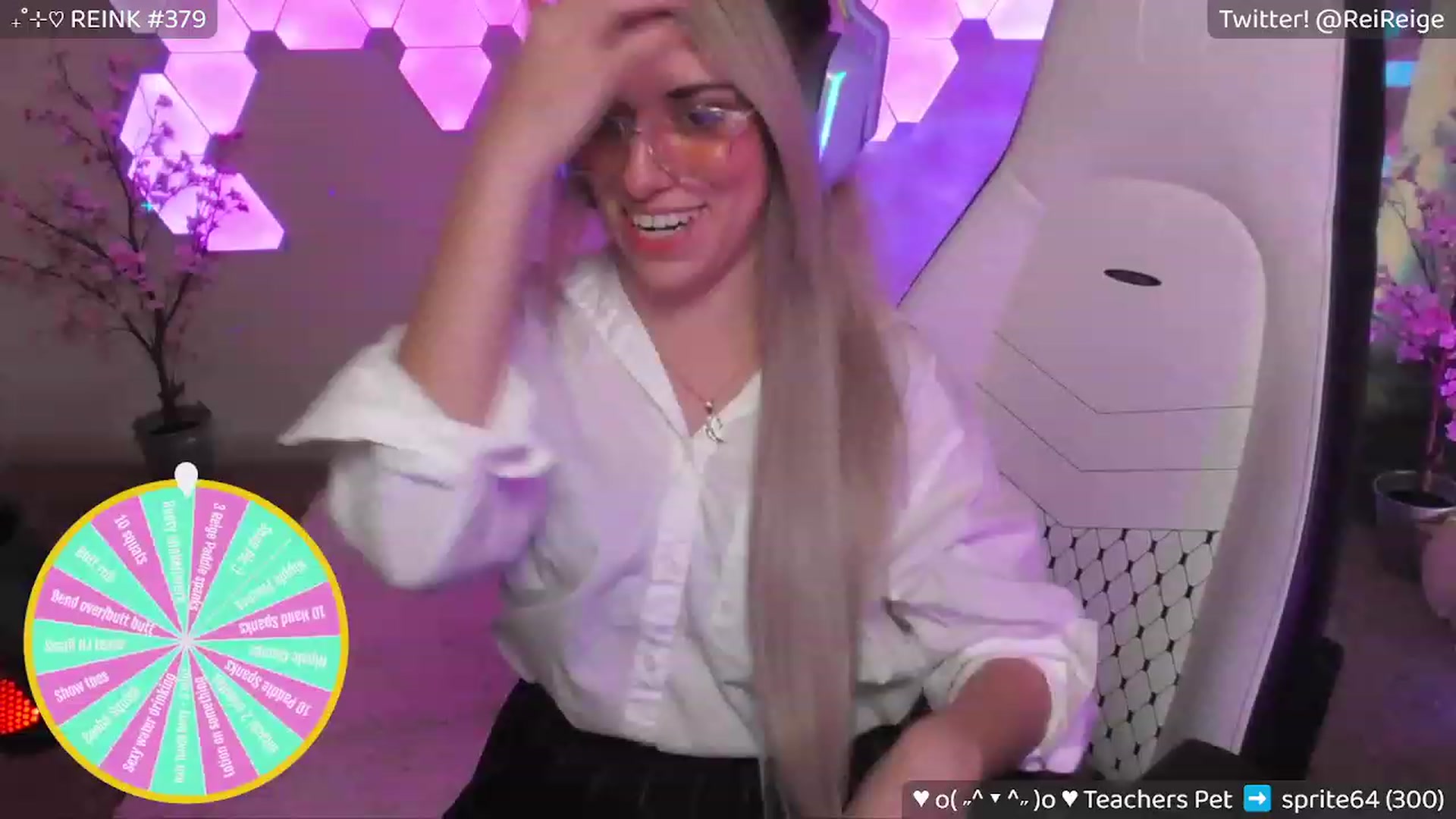 Gallery image thumbnail from TeacherReige's myfreecams stream on, 04/08/2023, 11:24 image 11 of 20