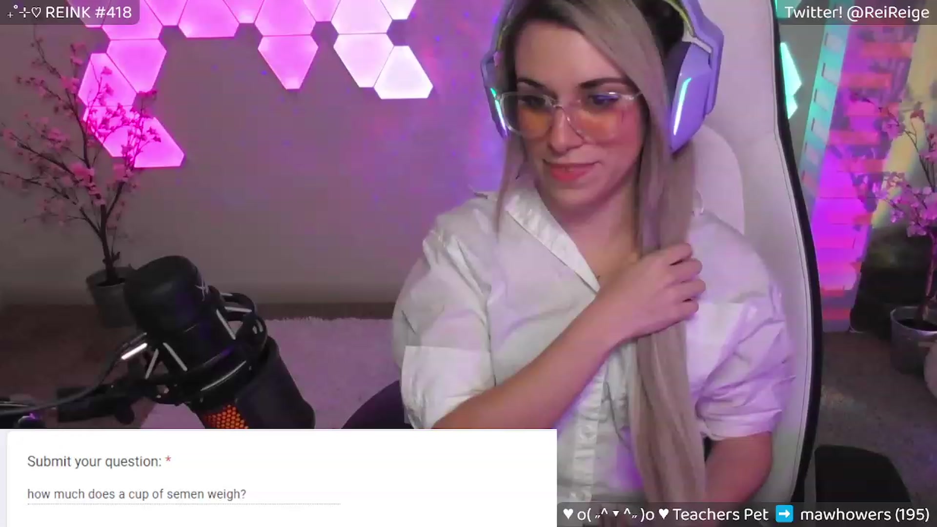 Gallery image thumbnail from TeacherReige's myfreecams stream on, 04/08/2023, 11:24 image 2 of 20