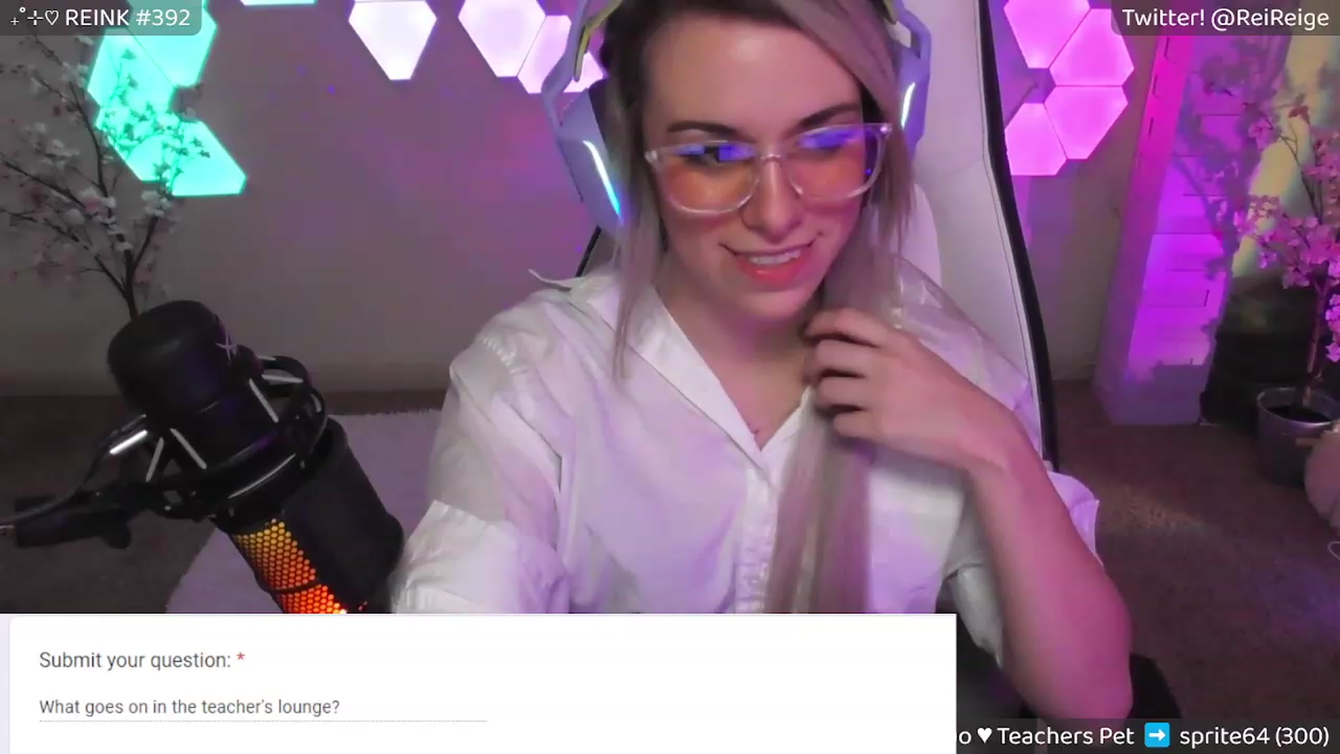 Gallery image thumbnail from TeacherReige's myfreecams stream on, 04/08/2023, 11:24 image 7 of 20