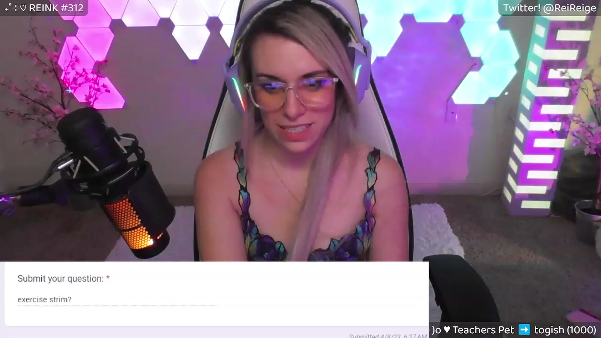 Gallery image thumbnail from TeacherReige's myfreecams stream on, 04/08/2023, 13:16 image 5 of 20