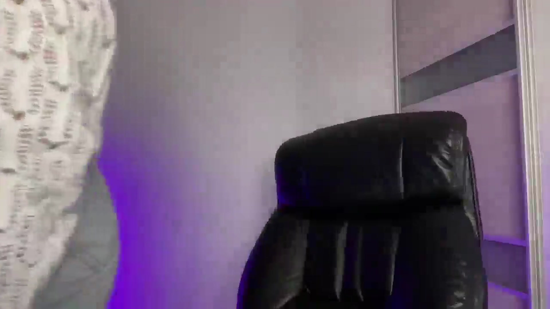 Gallery image thumbnail from Teaiaa's myfreecams stream on, 06/21/2025, 15:13 image 16 of 20