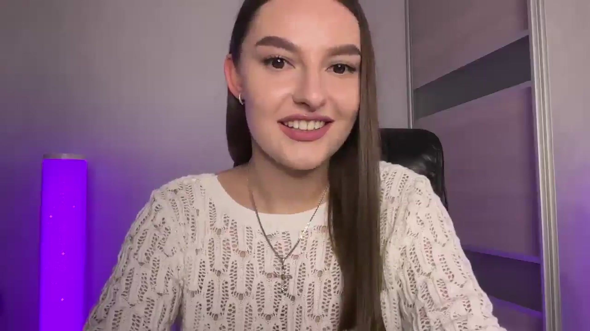Gallery image thumbnail from Teaiaa's myfreecams stream on, 06/21/2025, 18:01 image 3 of 20